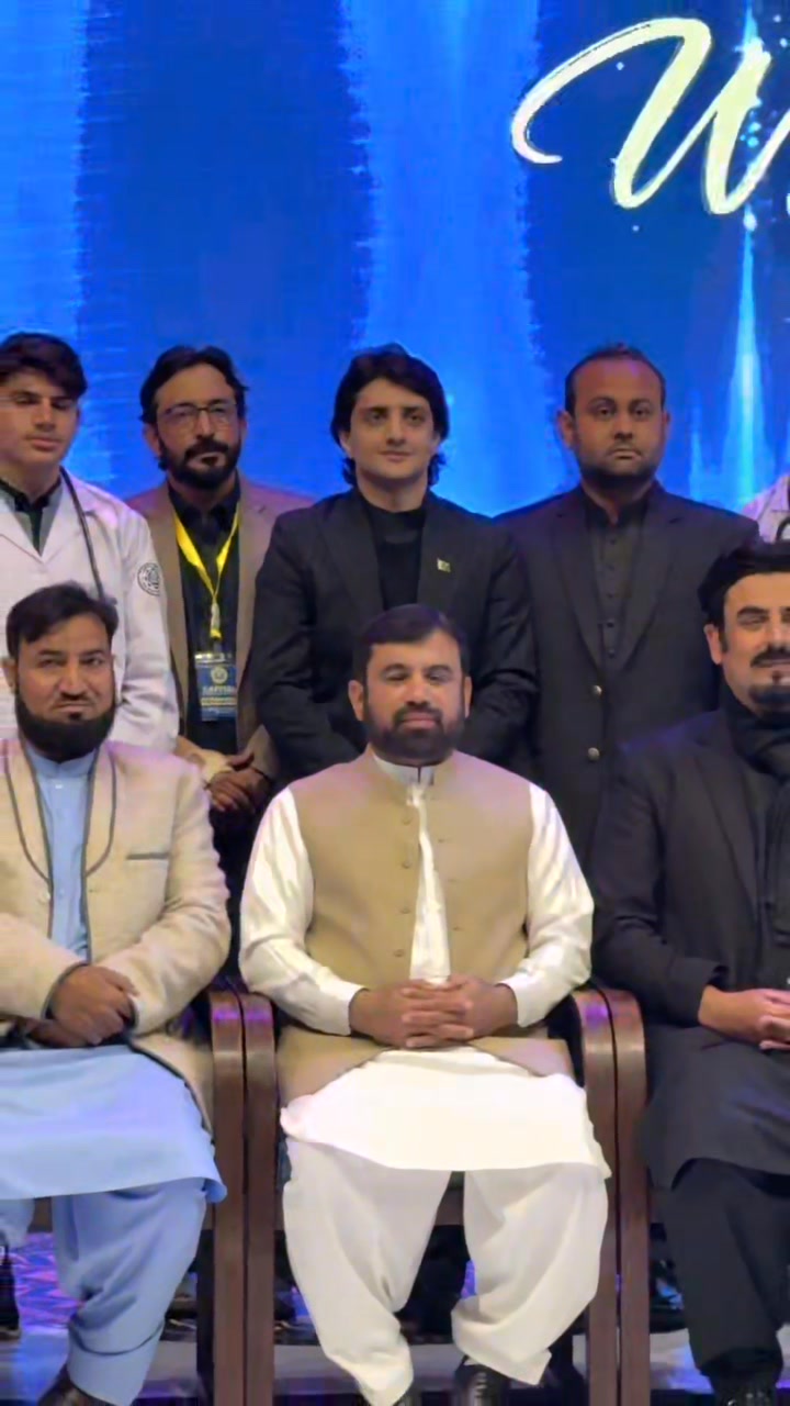 Malik Rauf Awan At Capital White Coat Ceremony Malik Rauf Awan ...