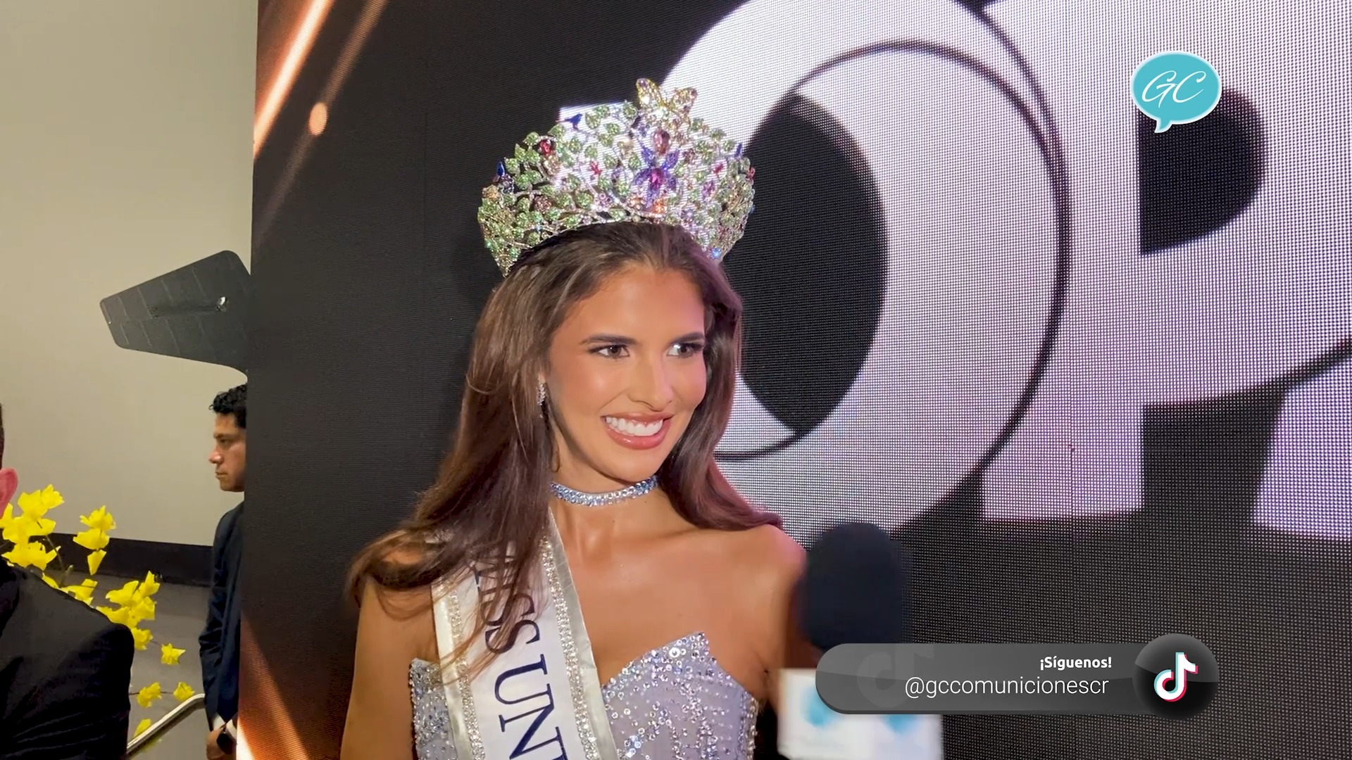 Conversamos con la reina de la belleza costarricense Mahyla Roth ...