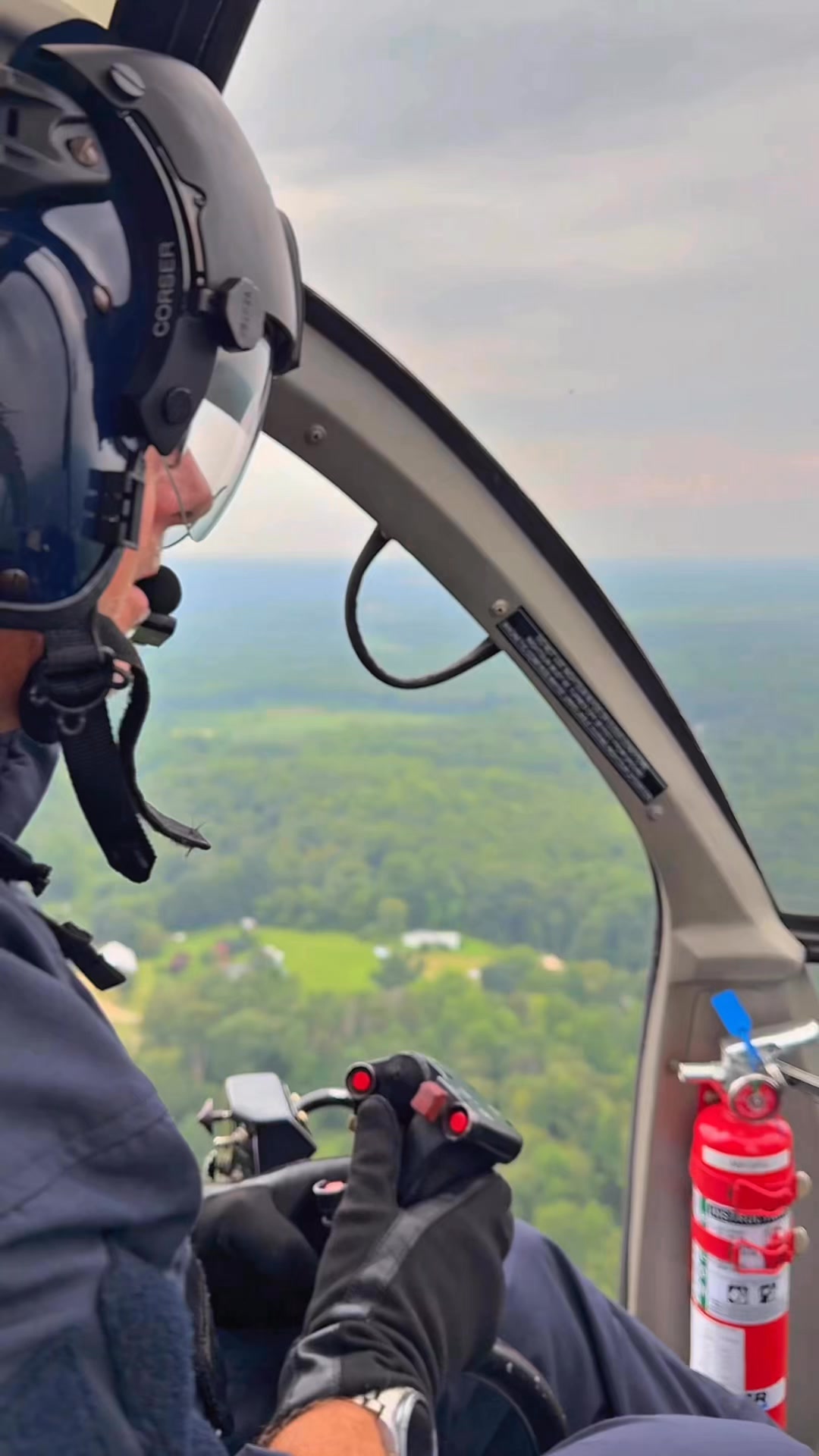 保安官 In case you missed it, Pilot Mr. Bo Corser from our world-class