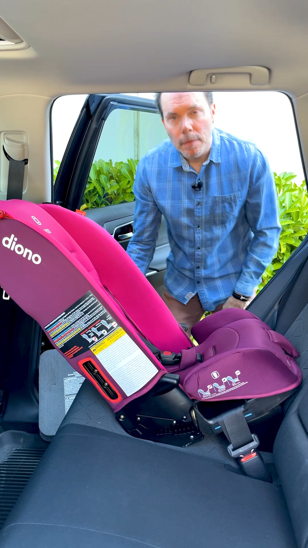 peg perego alcantara car seat Primo Viaggio Lounge Infant Color:Sandstone Linen discontinued-out-of-stock simply tuck the harness Louis Vuitton X SUPREME