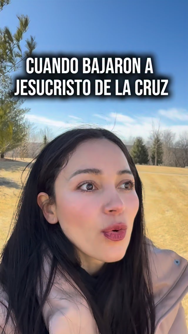El cuerpo de Jesucristo, herido y entregado por amor, es bajado ...