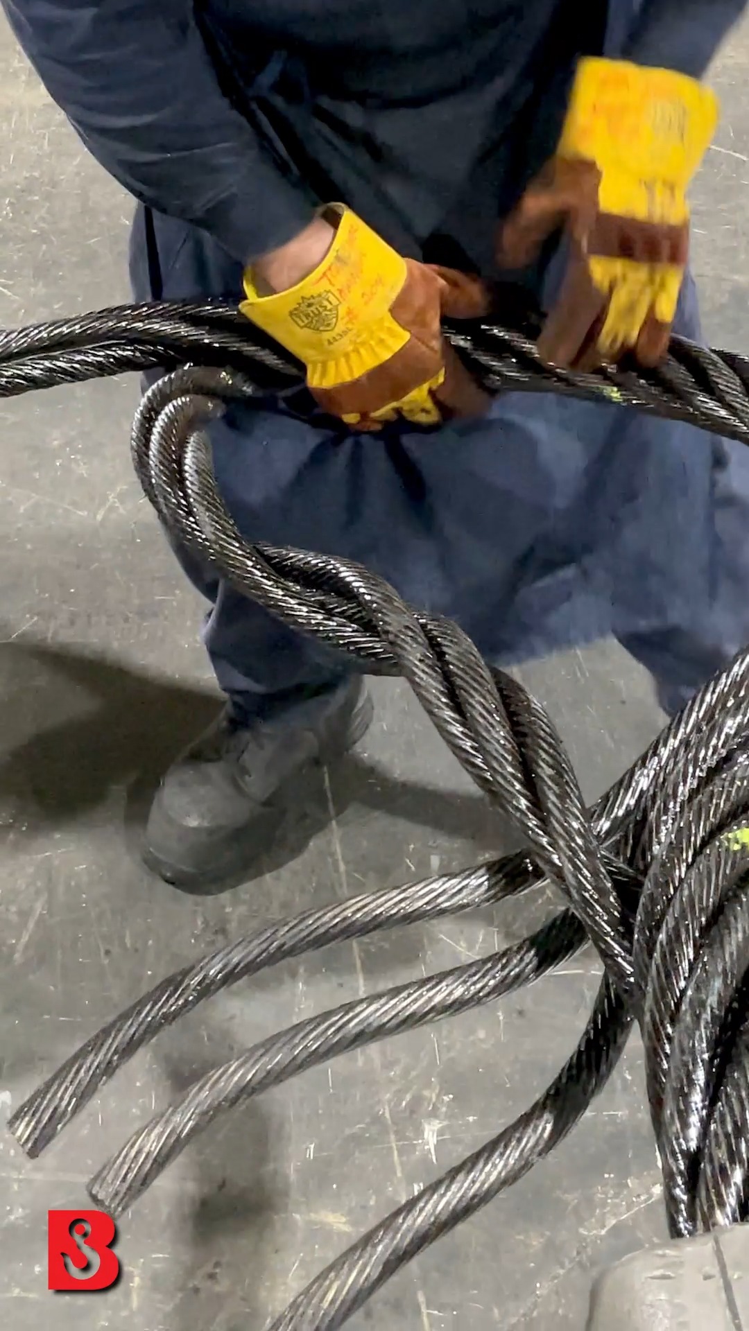 We love watching large slings being built! It’s crazy just how much 2-1 ...
