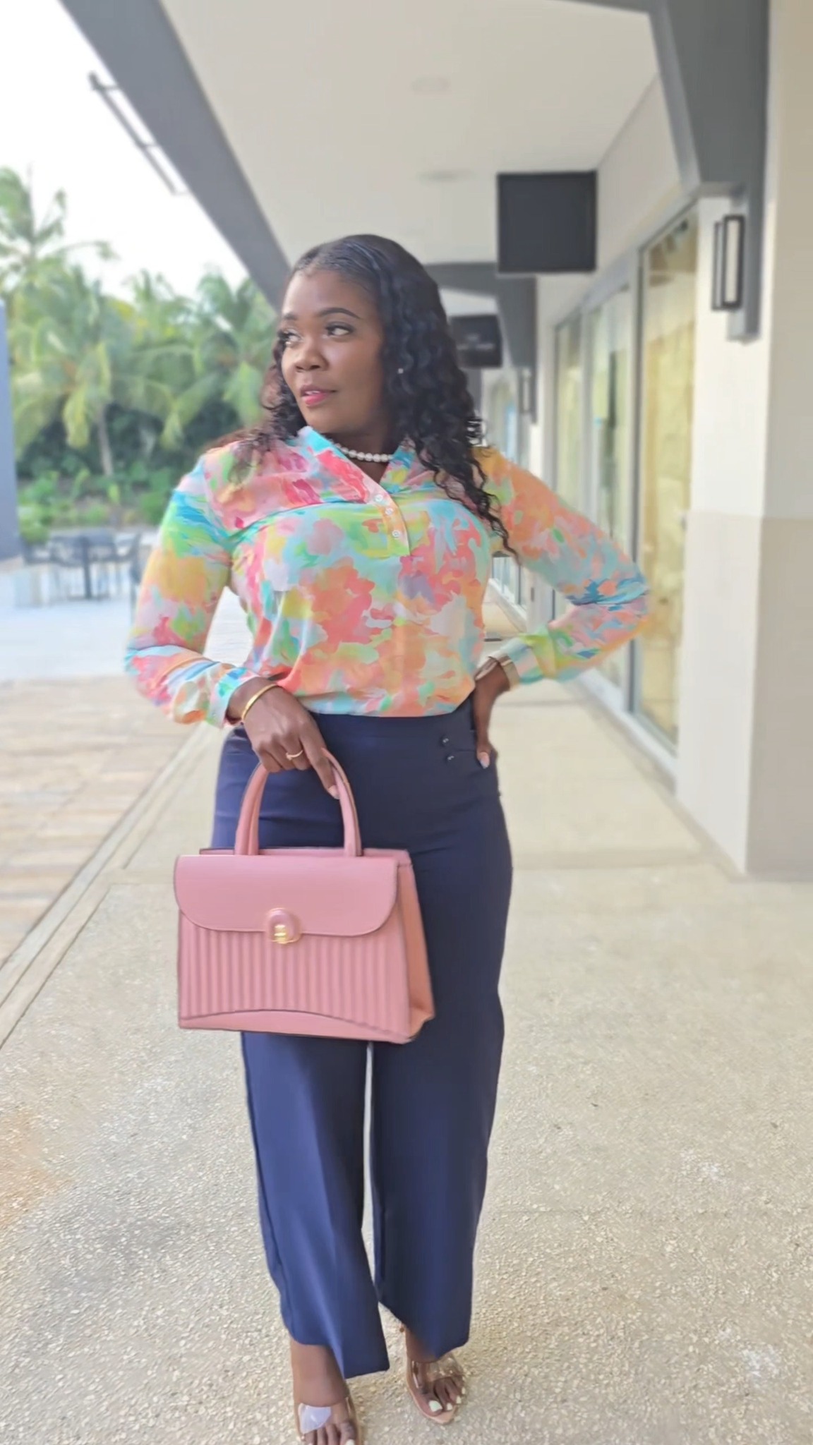 Easy colour in 'Klow'💖 A bold print with a relaxed fit and cropped layer that adds shape while keeping the look light and effortless. 📍Shop online at harmonygirl.com or visit us at