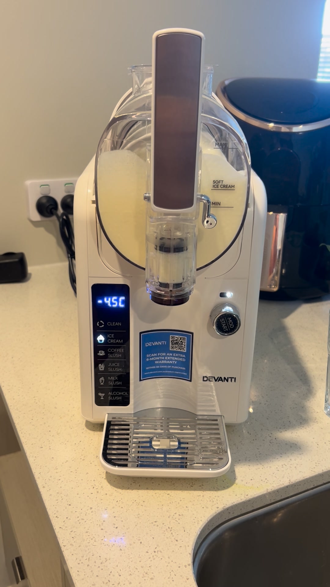 Devanti Slushie Lovers Australia | I bought the white devanti slushie ...