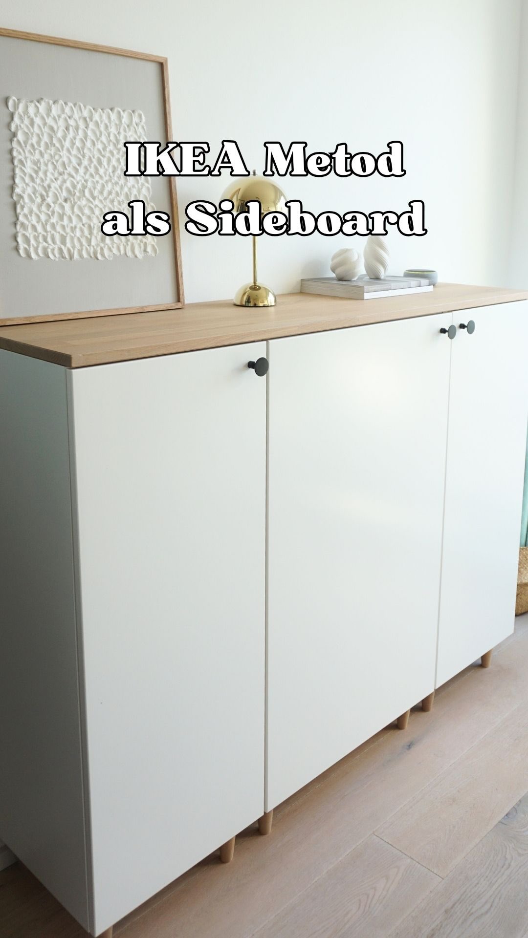 IKEA Metod als Sideboard – Stauraum clever neu gedacht✨, In diesem Home Office wurde aus IKEA Metod Küchenschränken ein individuelles Sideboard mit viel Stauraum für Ordner, Bücher und Unterlagen.🗄️
