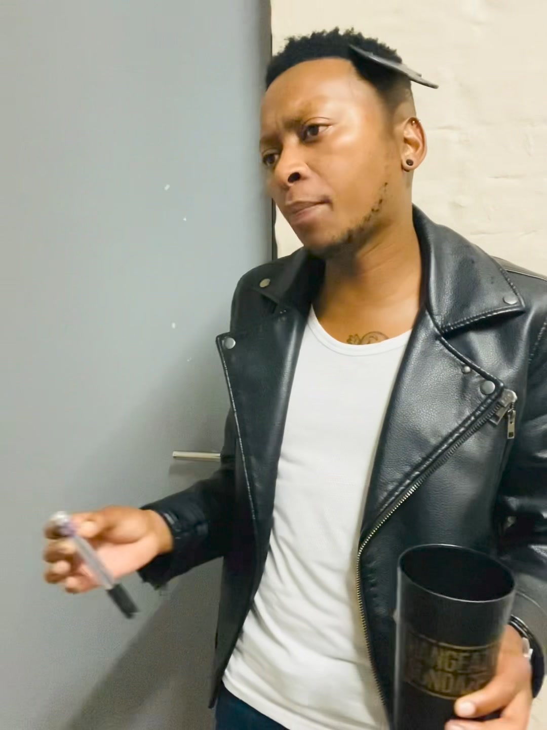 A very short story🤧🤧🤧🤧🤧🤧🤧🤧 | Vusi Oulik Sono | Facebook