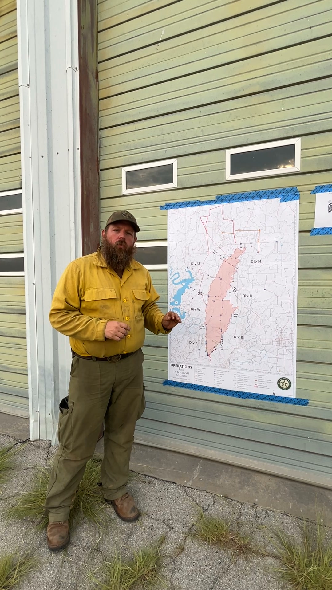 on whether jacket Mサイズ Boe Adler, Regional Operations Chief with Texas A&M Forest Service