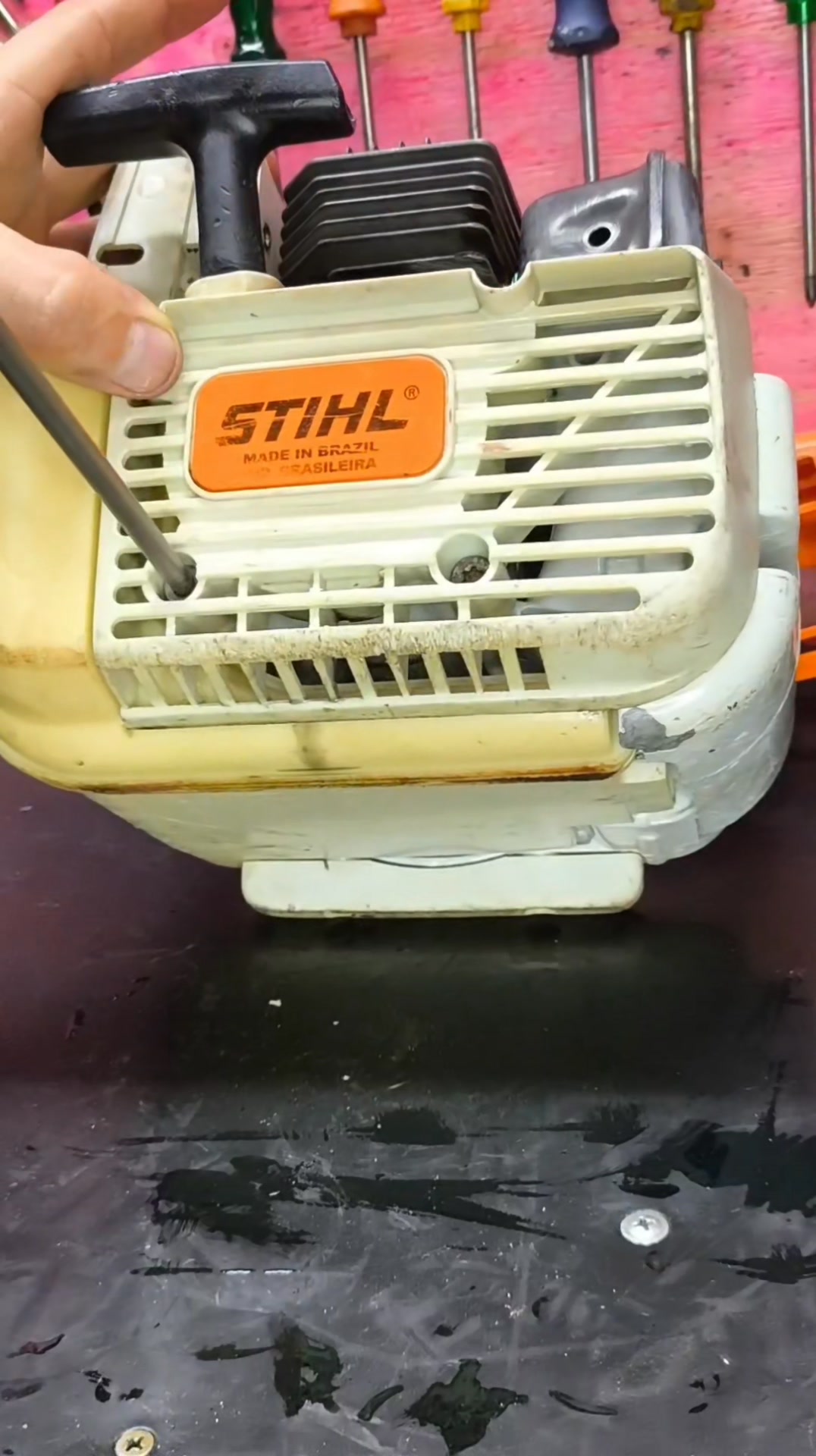 Montagem completa de uma roçadeira Stihl FS . . #canal2tempos #motor # ...