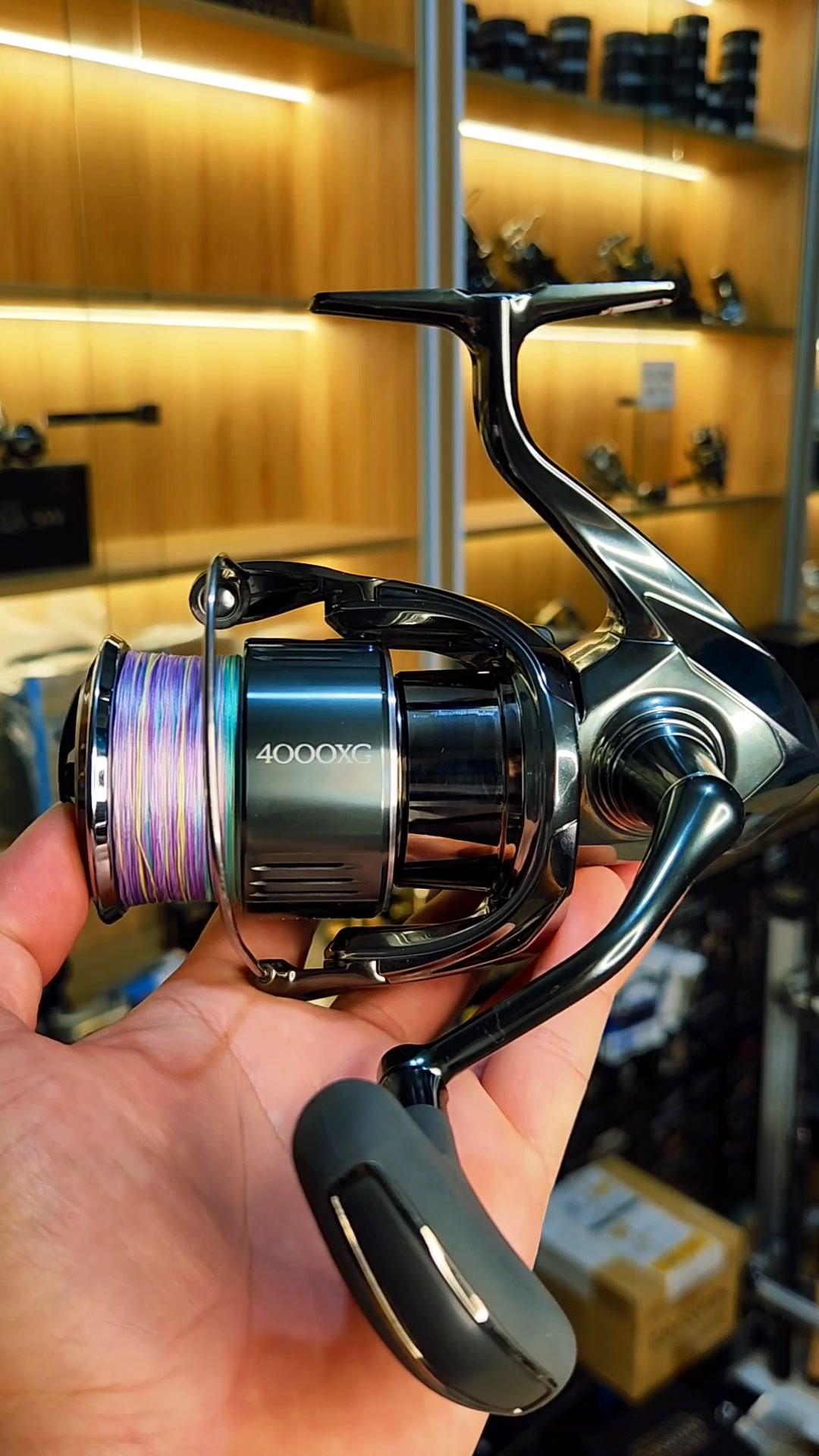 new shimano stella 2016 SW C Stella SW incorporates a new Shimano Heatsink Drag to improves performance by transferring heat away from the spool New edition #shimano Stella 2025