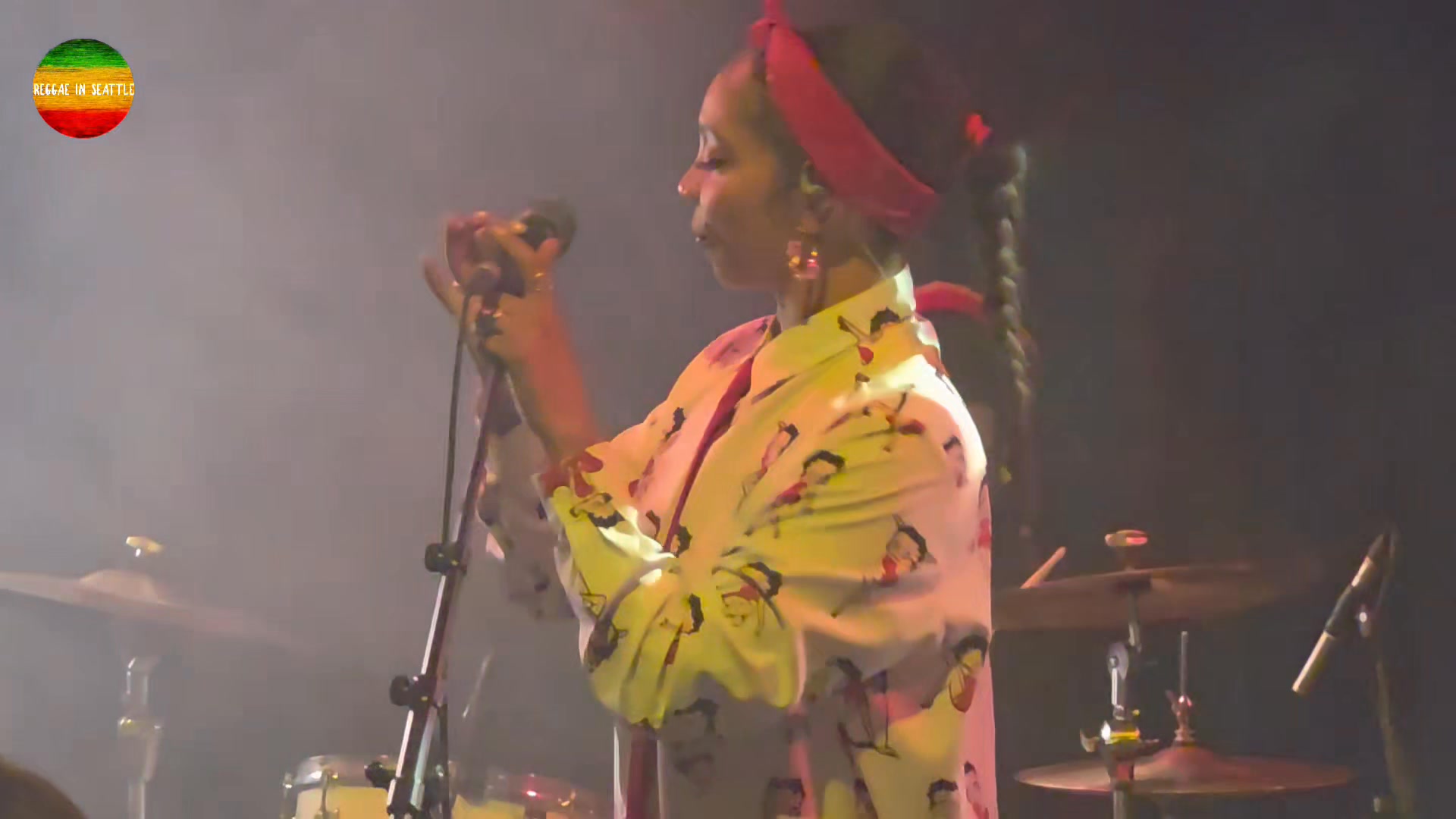 HOLLIE COOK LIVE IN LONDON 