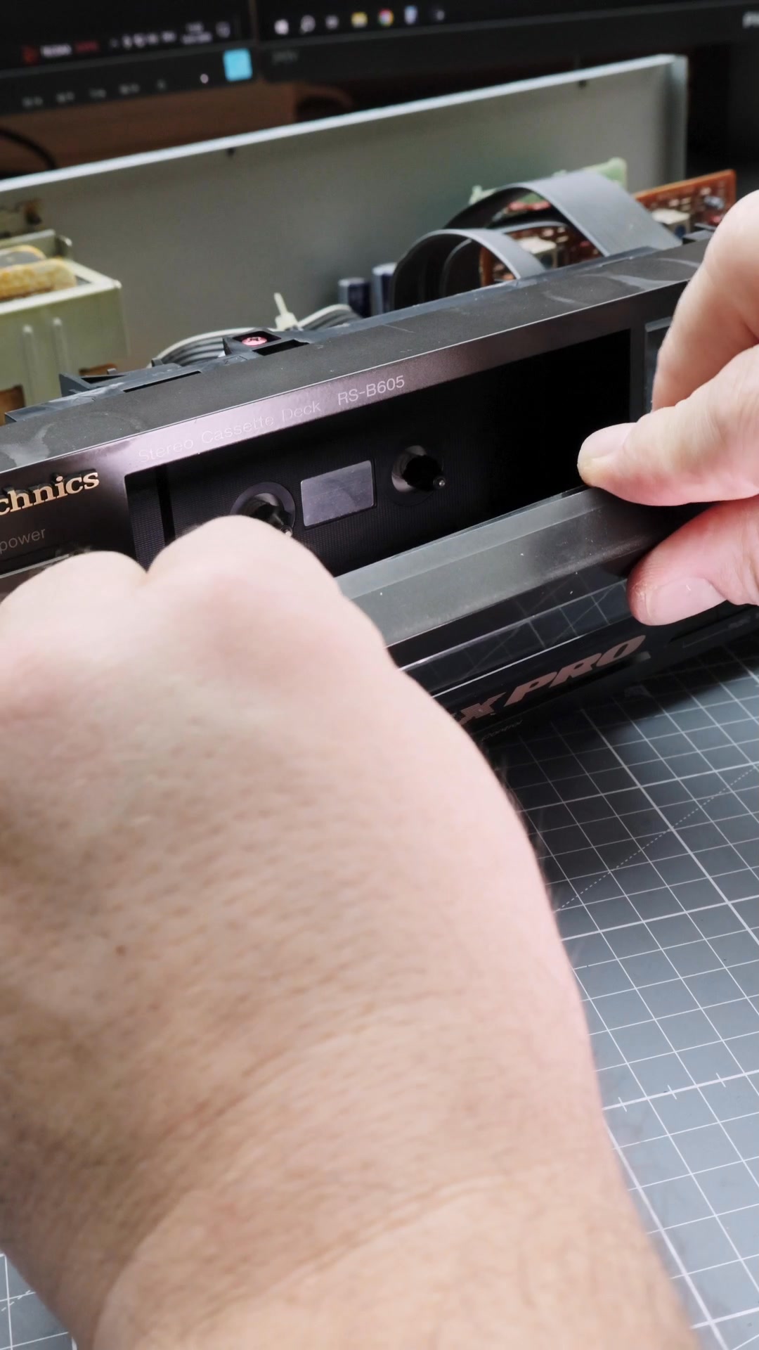 Philips d 6260/05 computer tape deck design