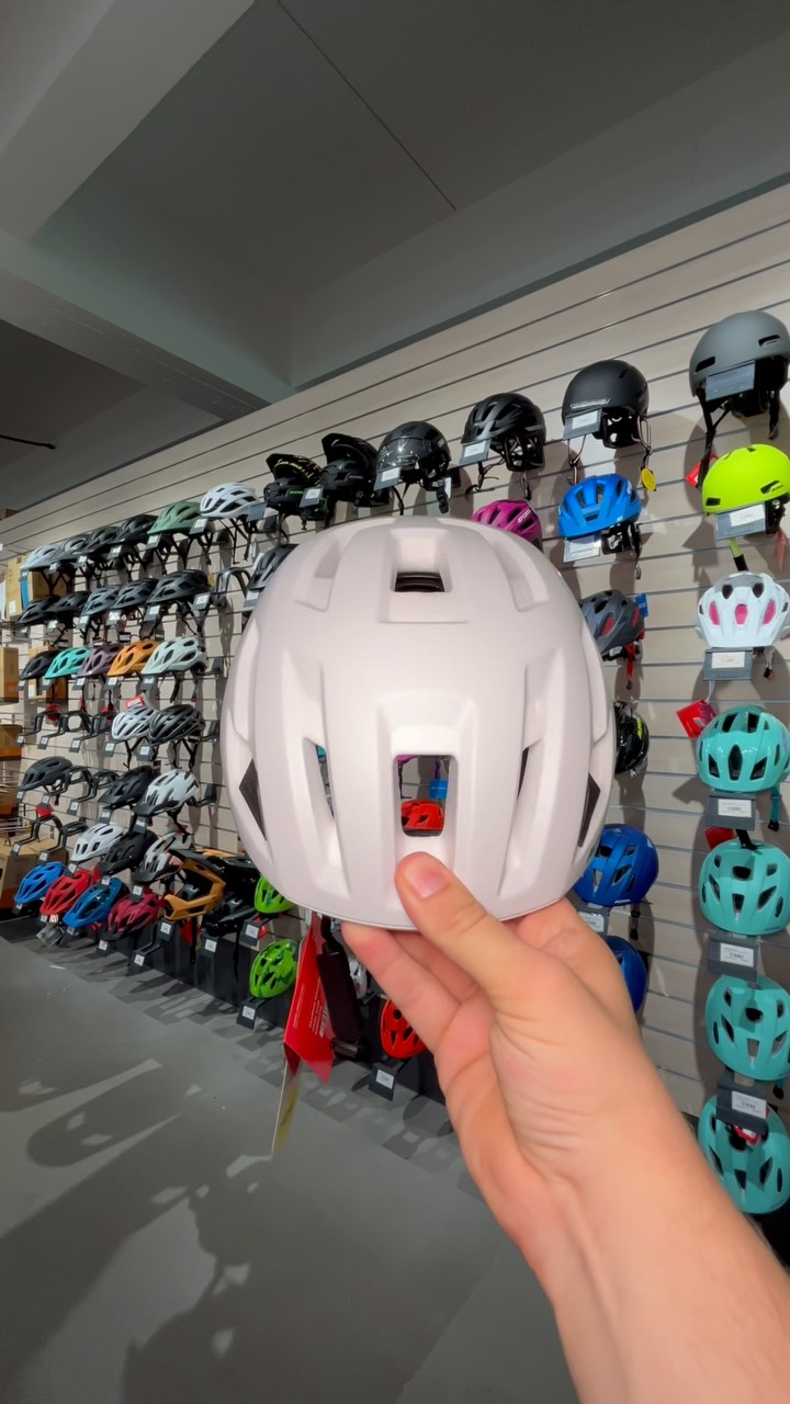 cool camping gear 27 Best Deals at Amazon damecykel 28 tommer Size:EE S Trek Helmet Trek Velocis
