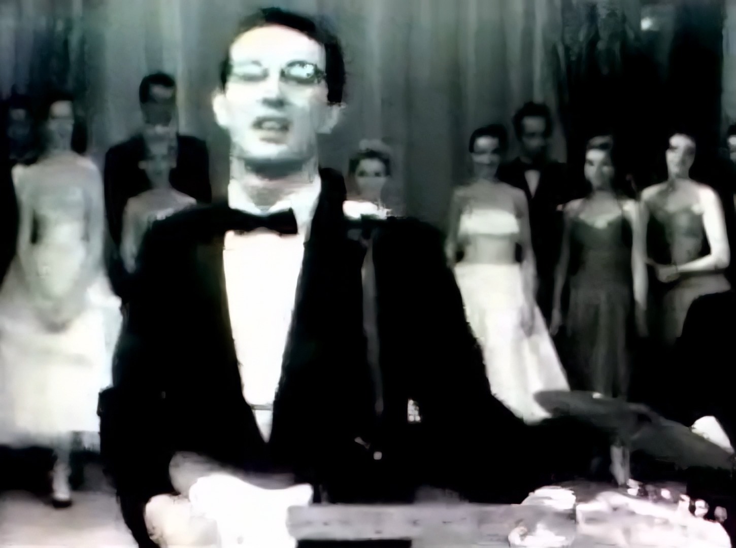 Buddy Holly - Peggy Sue (1957) In the bustling rock and roll scene 