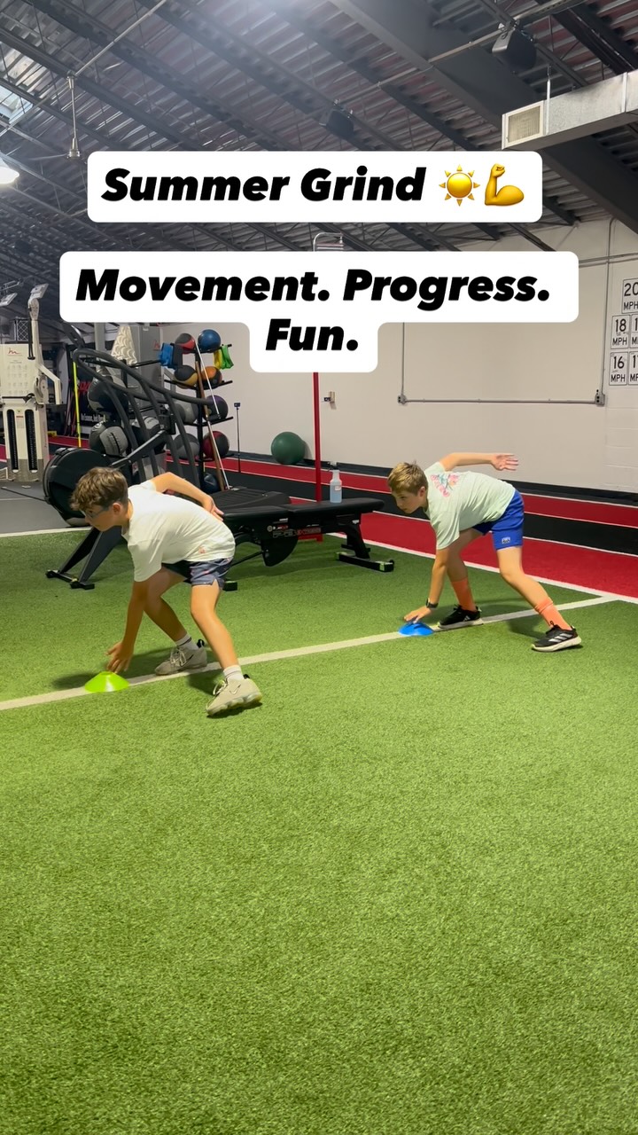 Trust falls… but make them FAST 😅⚡️ This assisted falling start teaches ...