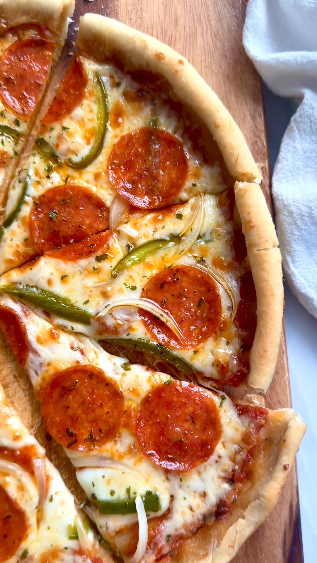 The Cozy Cook - BY FAR the best pizza 🍕 I’ve ever made.... | Facebook
