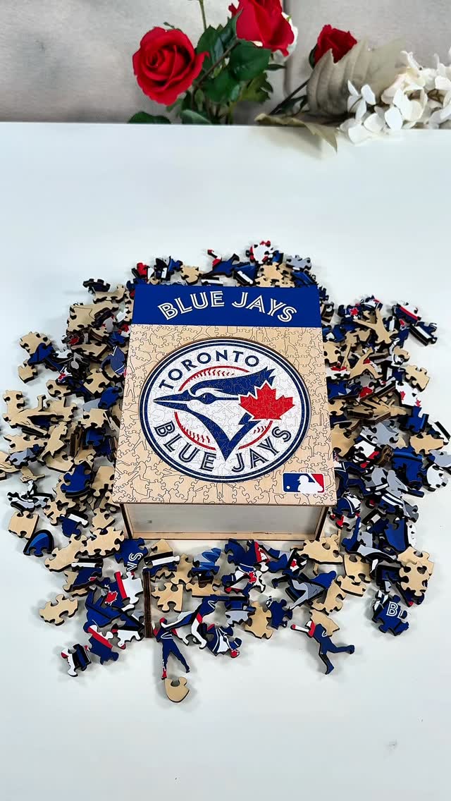ドジャース 球団ロゴ入り木製ジグソーパズル 💙BLUE JAYS💙 Piece together the power, the passion, the legacy