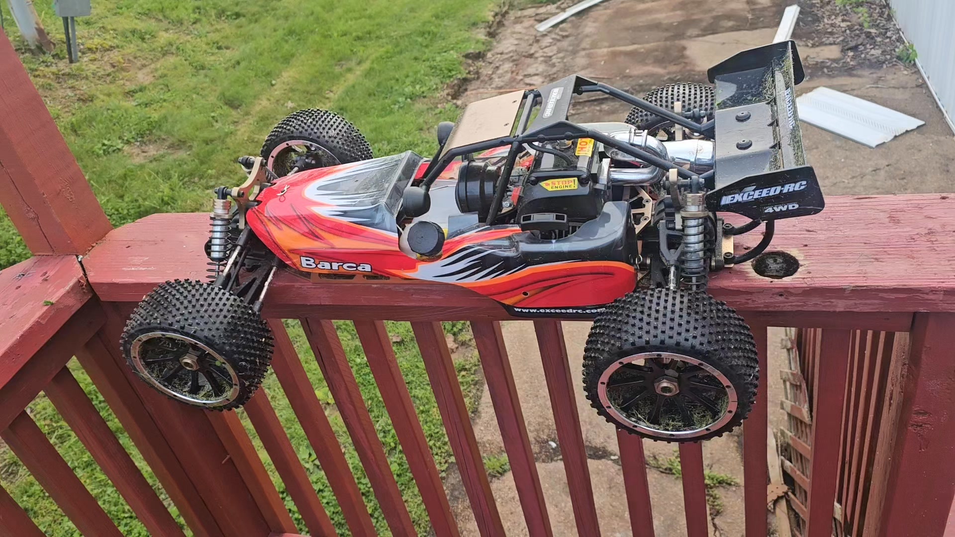 A bit of fun with the Redcat Racing Blackout SC : r/rccars