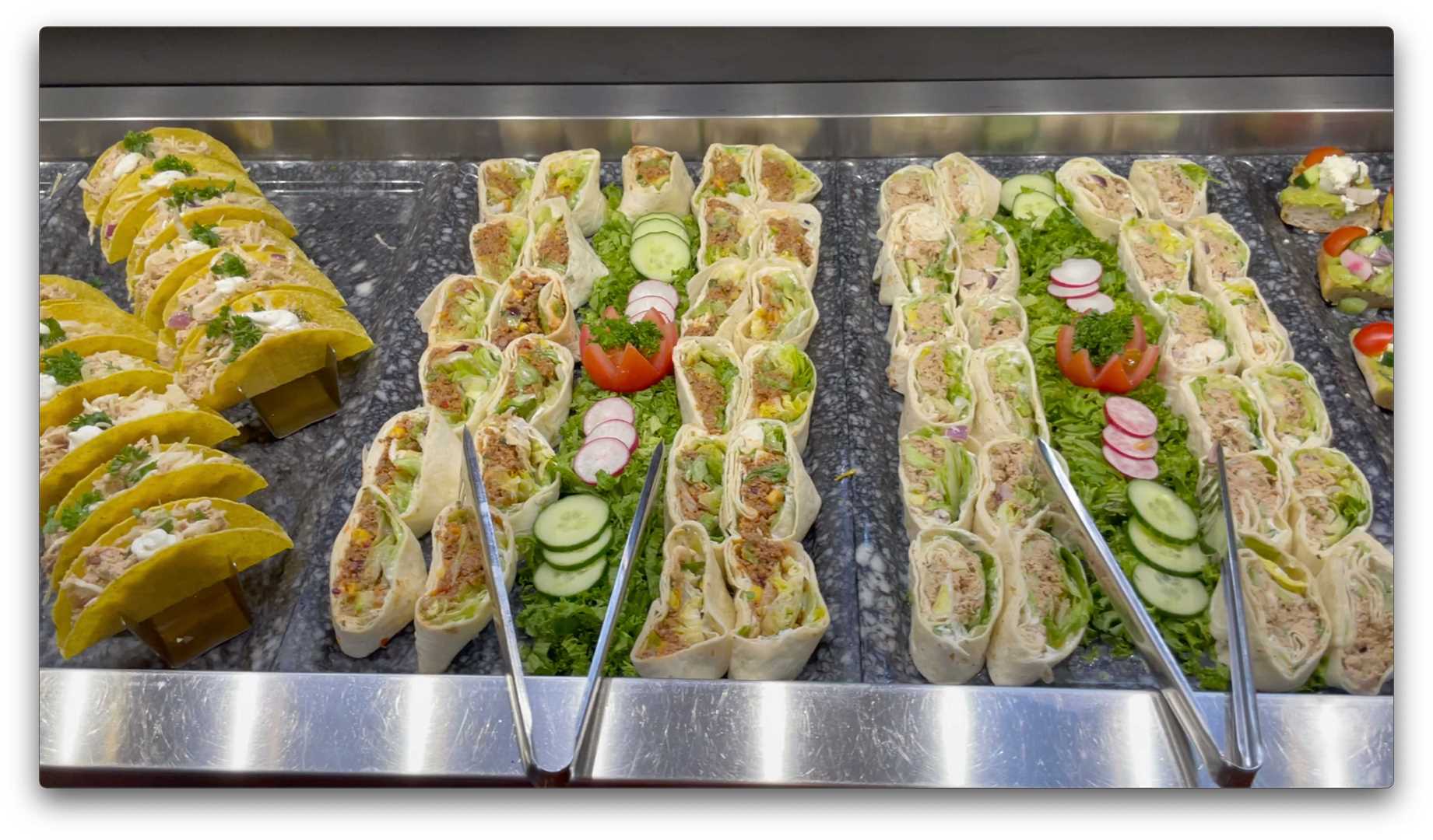 Factory Bottrop - Das amerikanisch/mexikanische Factory-Buffet auf über ...