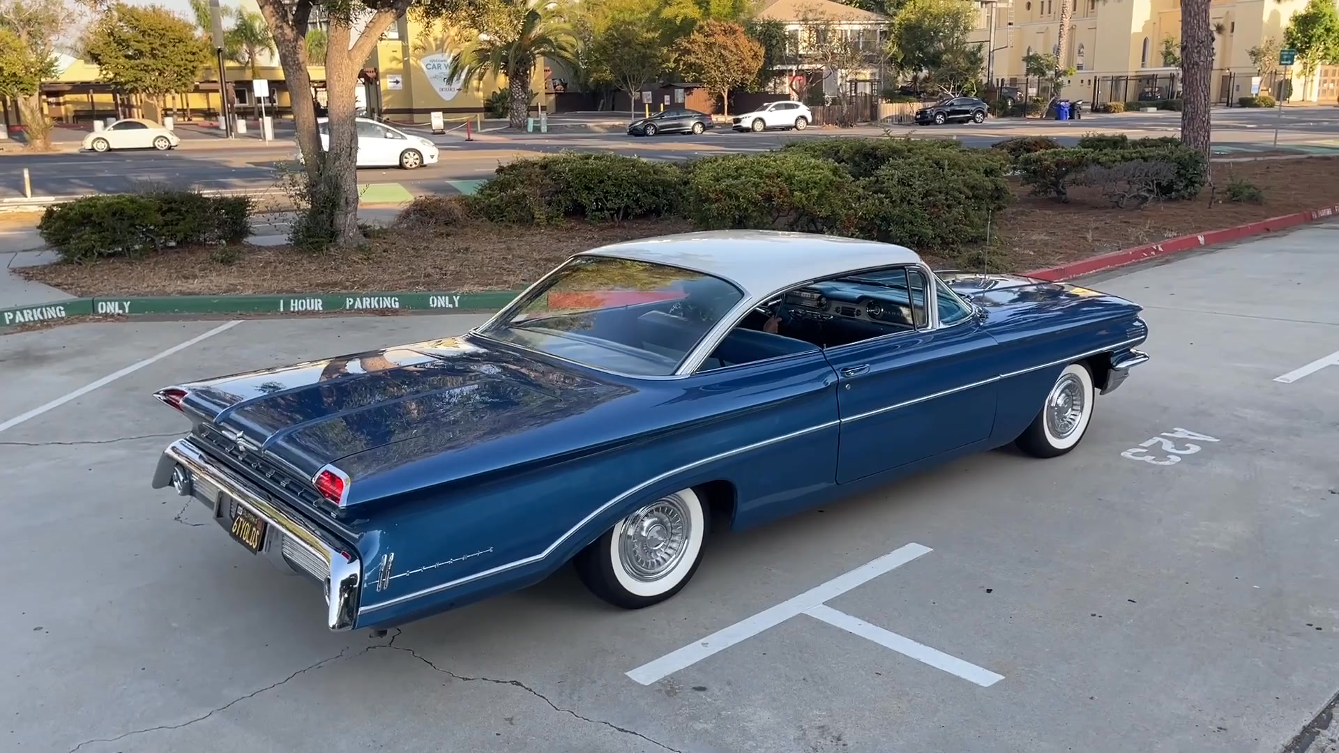 FOR SALE: 1960 Oldsmobile Dynamic 88 Charles Phoenix JOYRIDE Auto