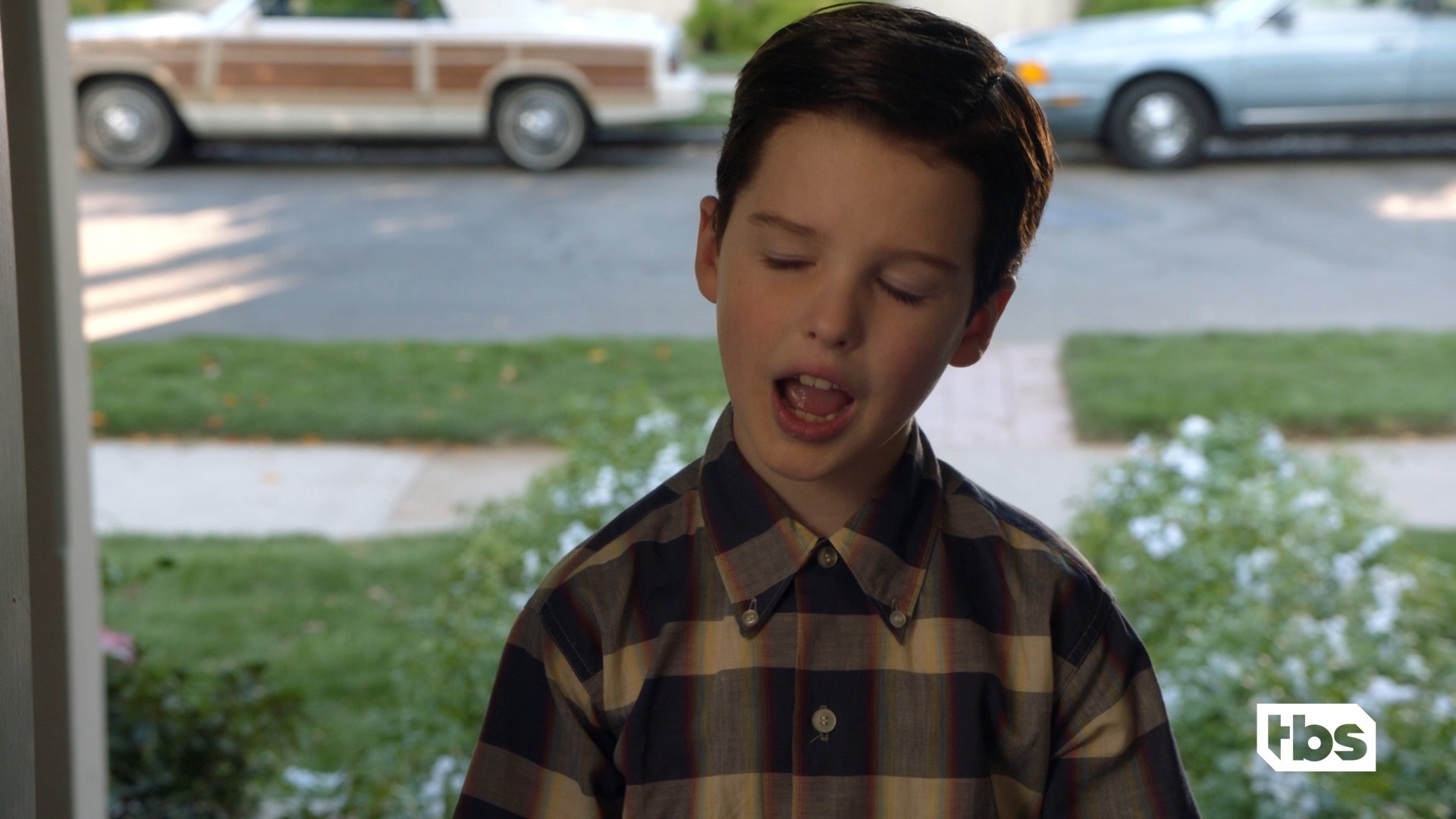 Big Bang Theory: Sheldon Avoids his Ex | Oh Sheldon... nice try. Follow ...