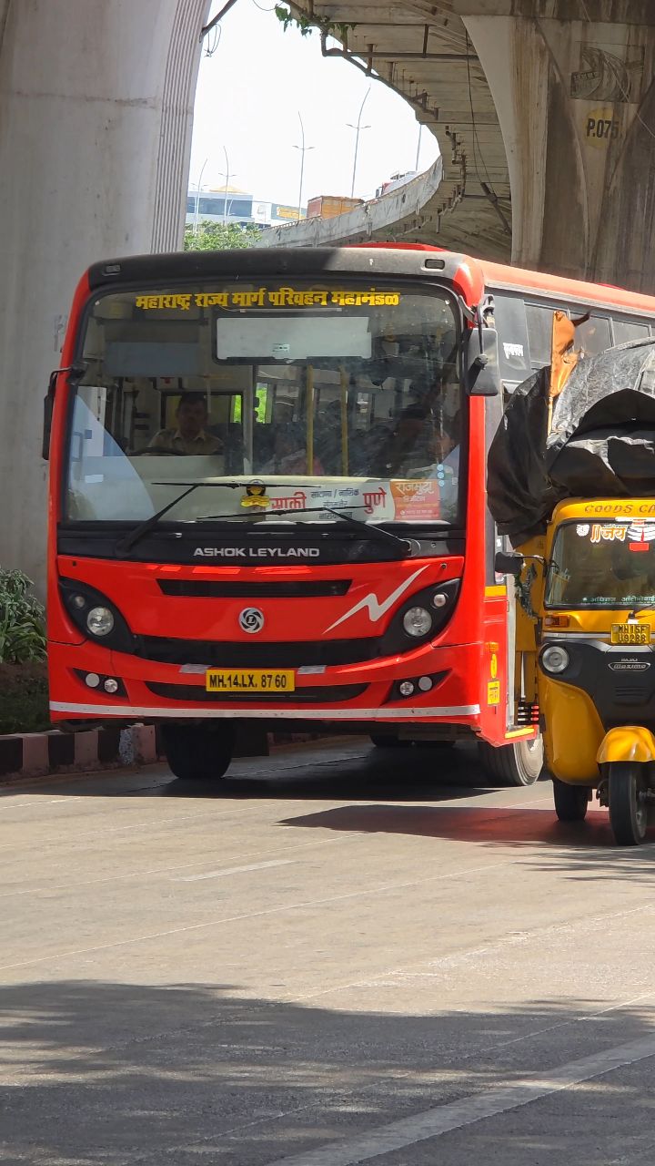 ️साक्री-पुणे | Msrtc Brand New Bus Entry In Nashik City #msrtc #stbus # ...