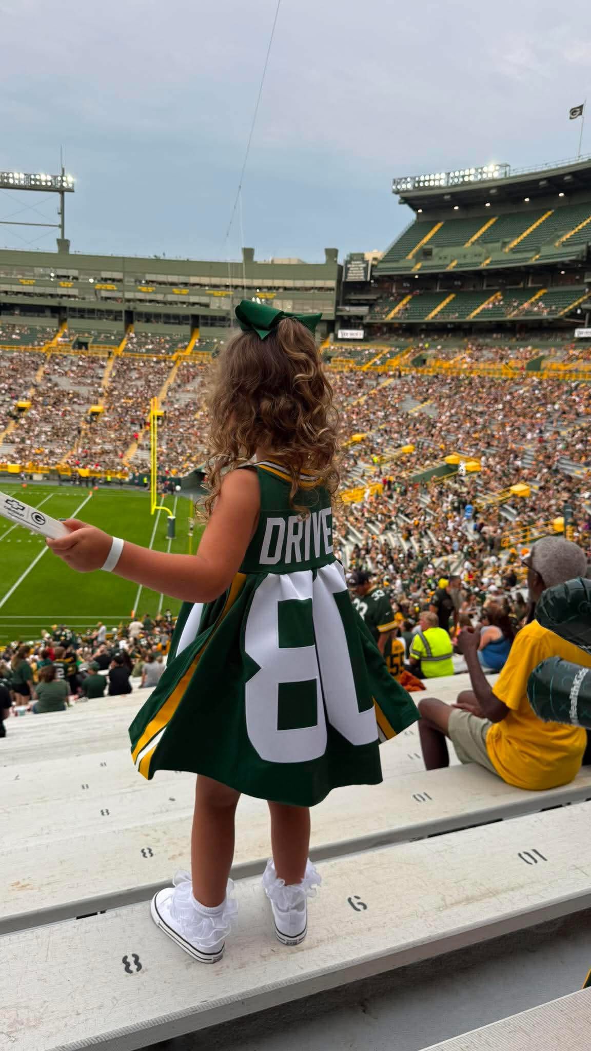 Donald Driver jersey dress 💚💛, #nfl #gamedayfashion #gamedaystyle #wags #footballfamily