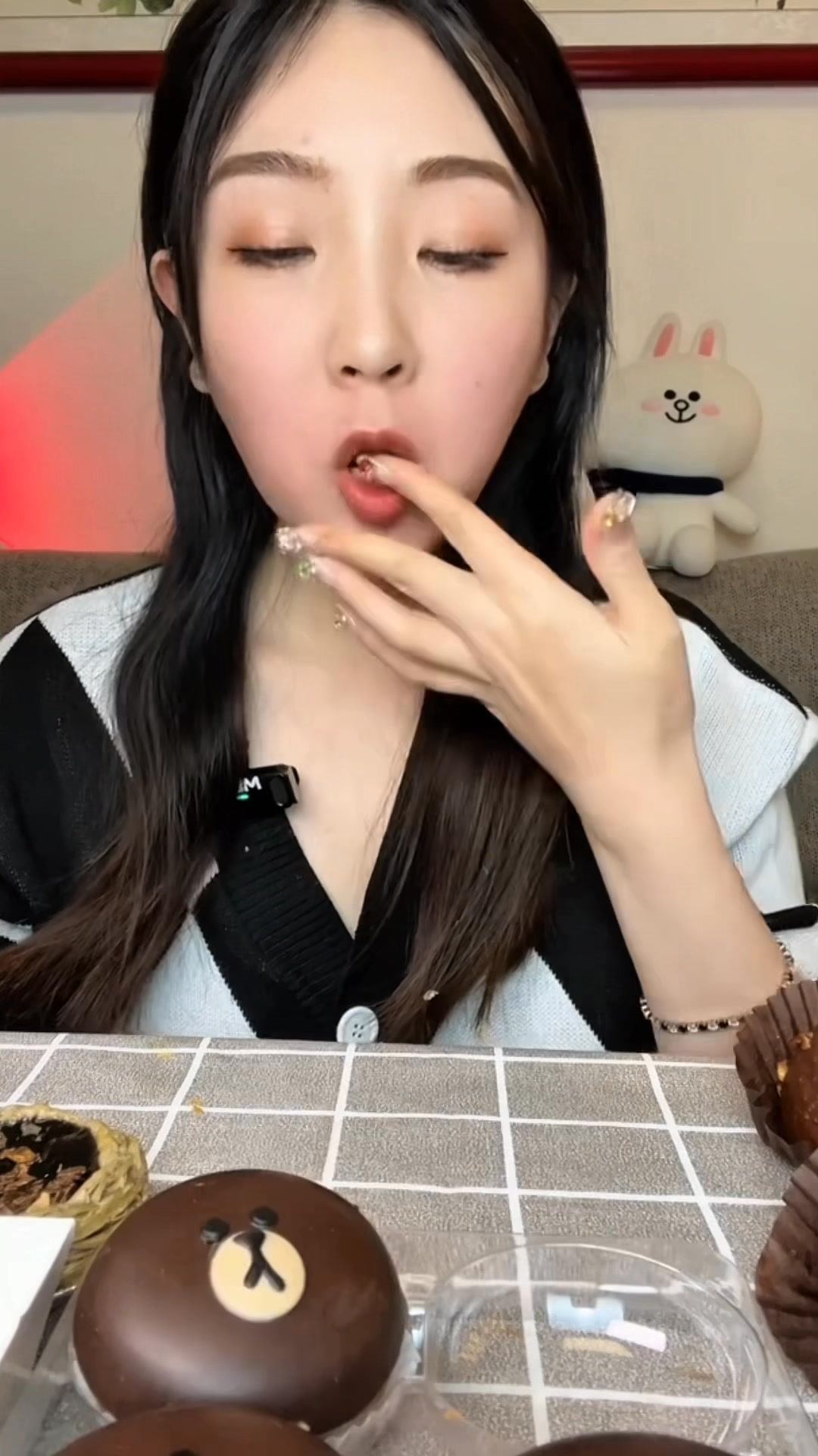 Trying Most Delicious Chocolate Cake Dessert Kawaii | Xiaxia Asmr ...