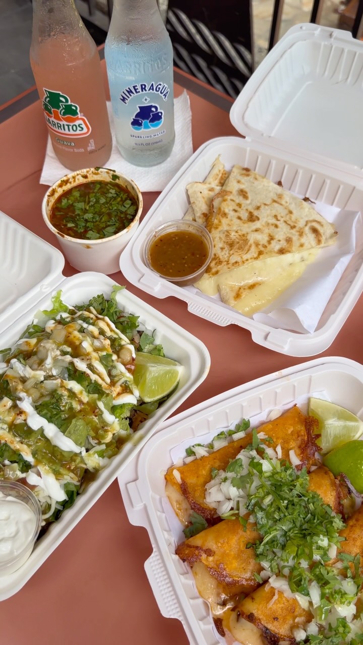 トルティーヤ様　10尾 ハワイで本格メキシカンを食べるなら Jalapeno's 808 🇲🇽🌺 手作り