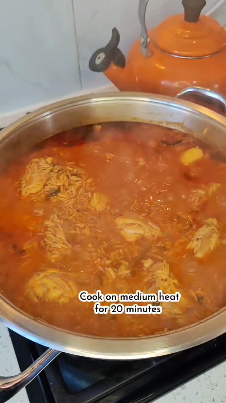 Chicken Akni / Akhni Kim Bagley Recipe Cooking with Kim Bagley Maseeha ...