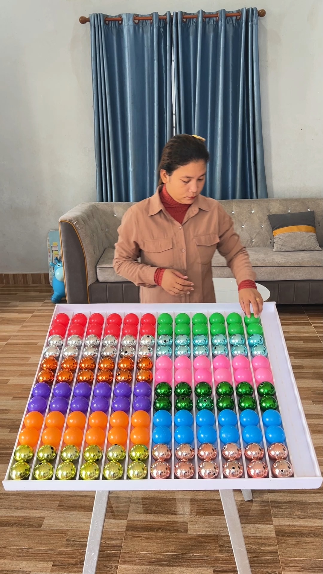 Clever Solver Game – Balls Color Sorting Done Quickly | Village Tv ...