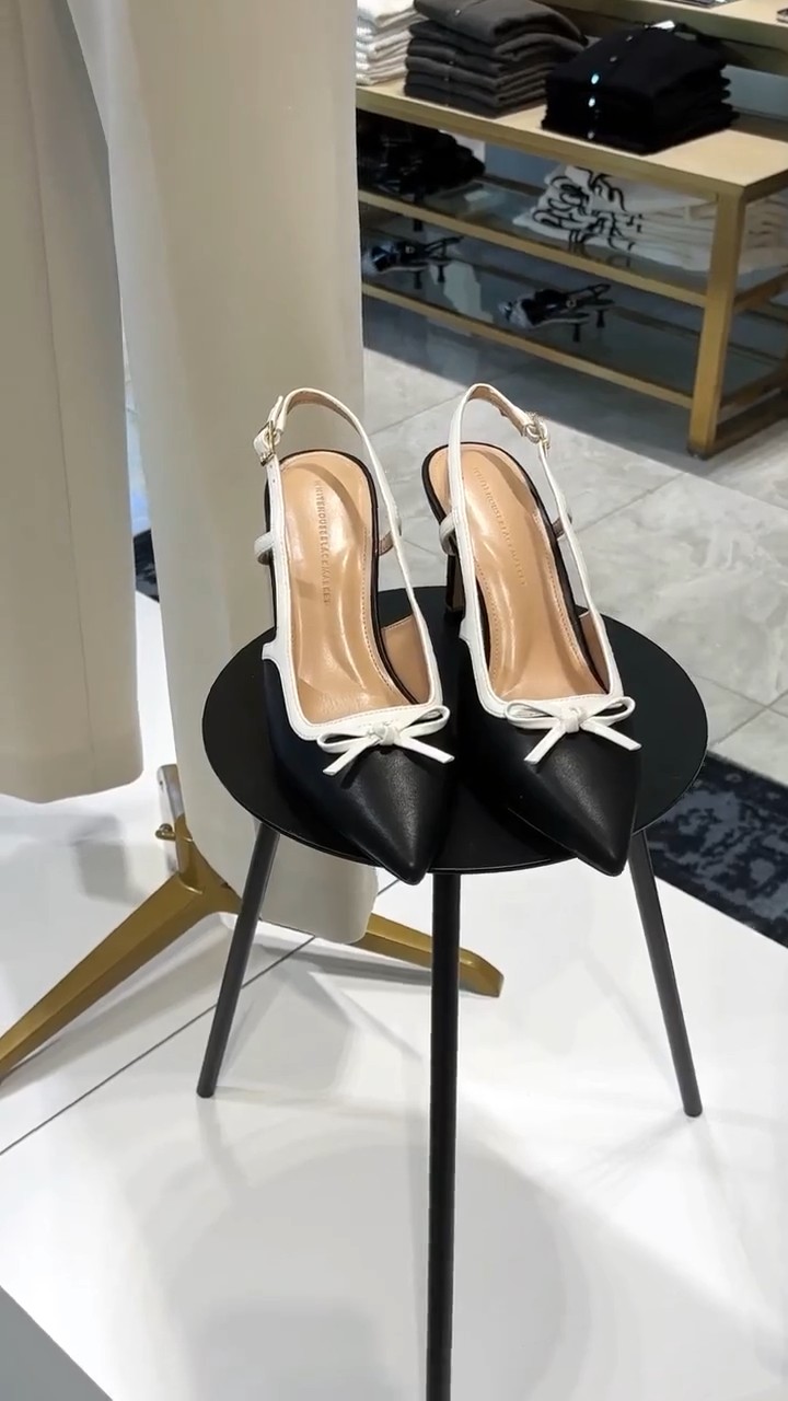 white house black dress store Time for a closet refresh? Now is the perfect time! , WHBM Rewards+™ Wardrobe Rewards is happening through 3/8 — shop Market and save with your exclusive deal., Redeem in-store with Waist:W-33 Elegant Black Deep V-Neck mensholiday24