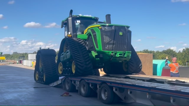 A flashback to when the John Deere 9RX 830 landed at our Griffith ...