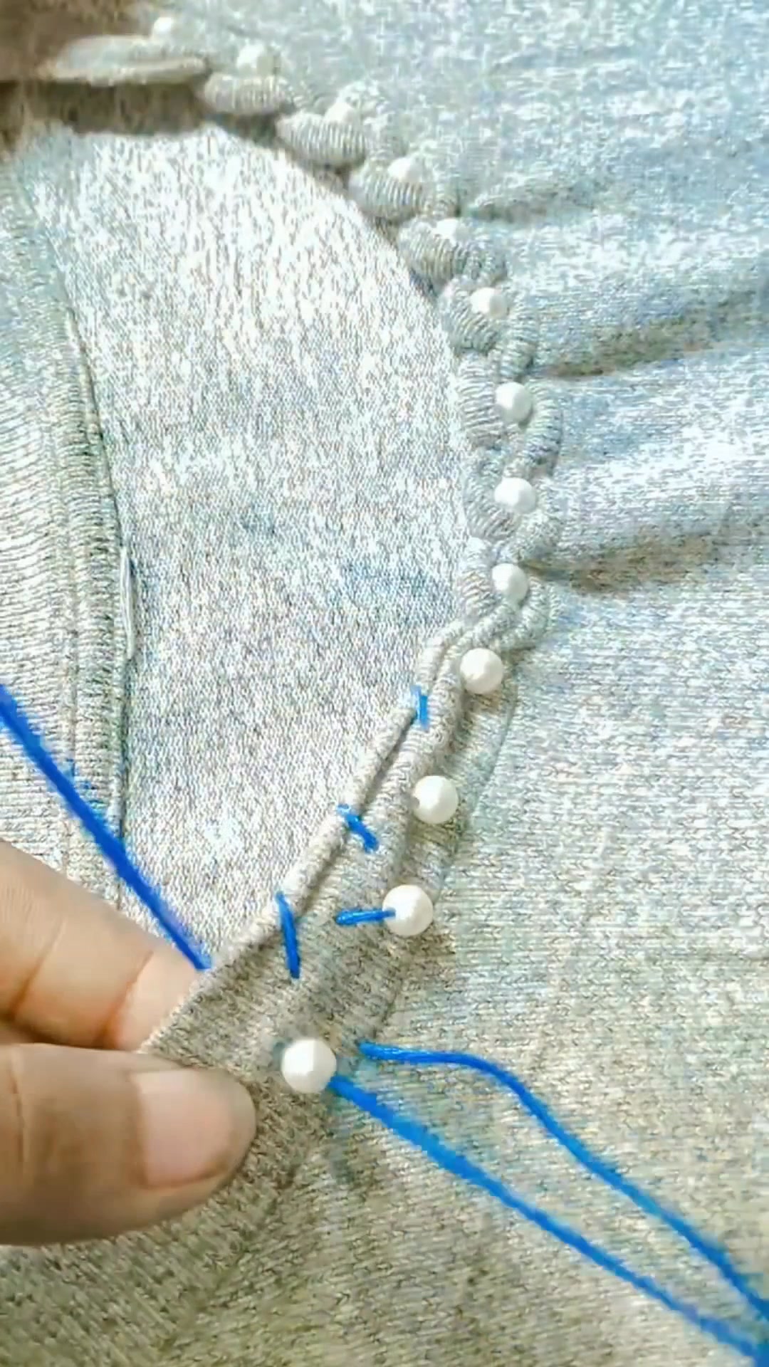 Photo inspiration: Gallery Detail: A Beautiful Necklace Design For A Sweater With Beads The
