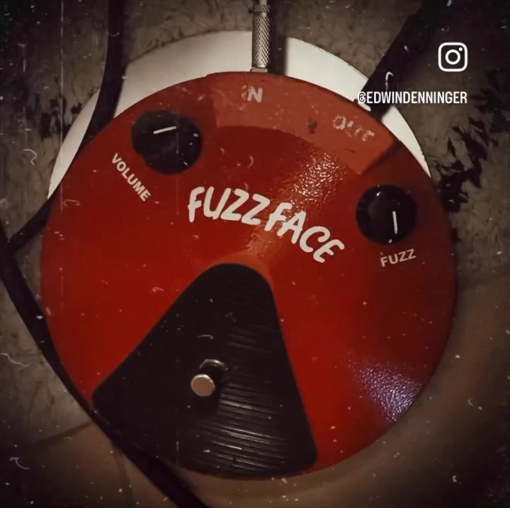 Just received this awesome new fuzz face. The NKT LG sounds so sweet!