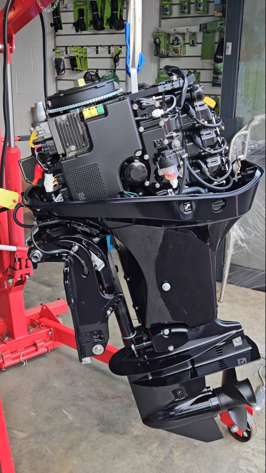 Day 2 of our Roto-Tech 450 for SeaWork build. Outboard installation day ...