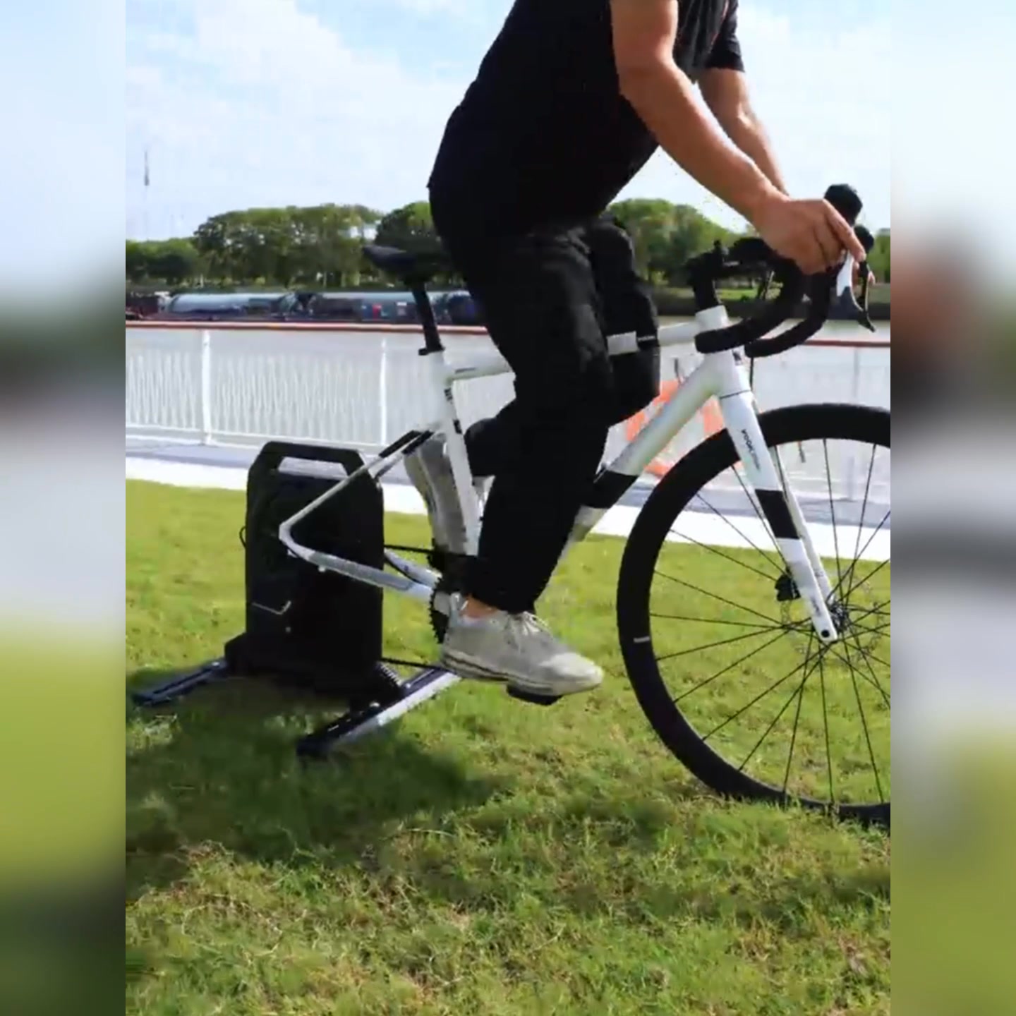 Attention all cyclists: Thinkrider's all-new virtual shifter VS200