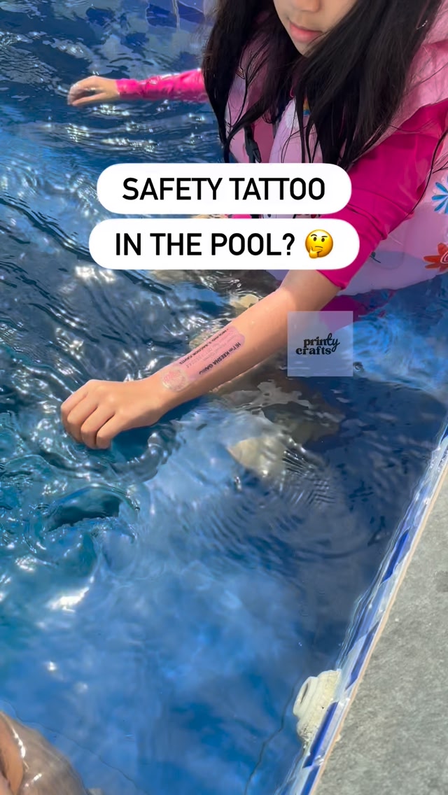 We tried the safety tattoo in the pool! What do you think happened?!🤔🤔 ...