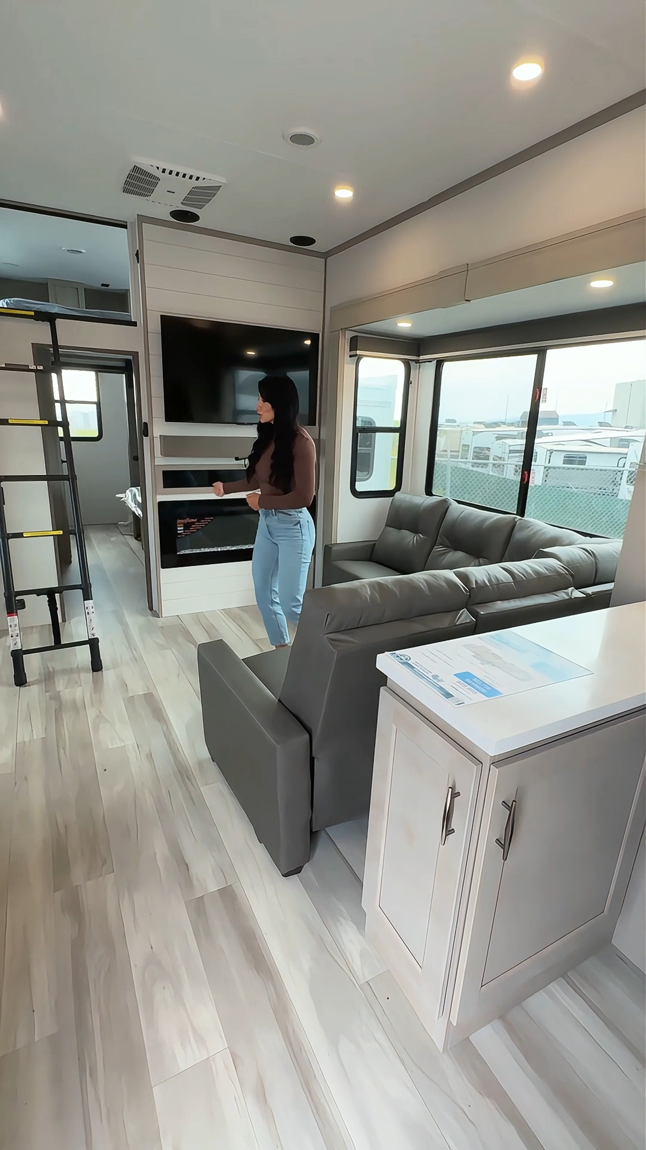 Blue Compass RV South TX | Katy TX