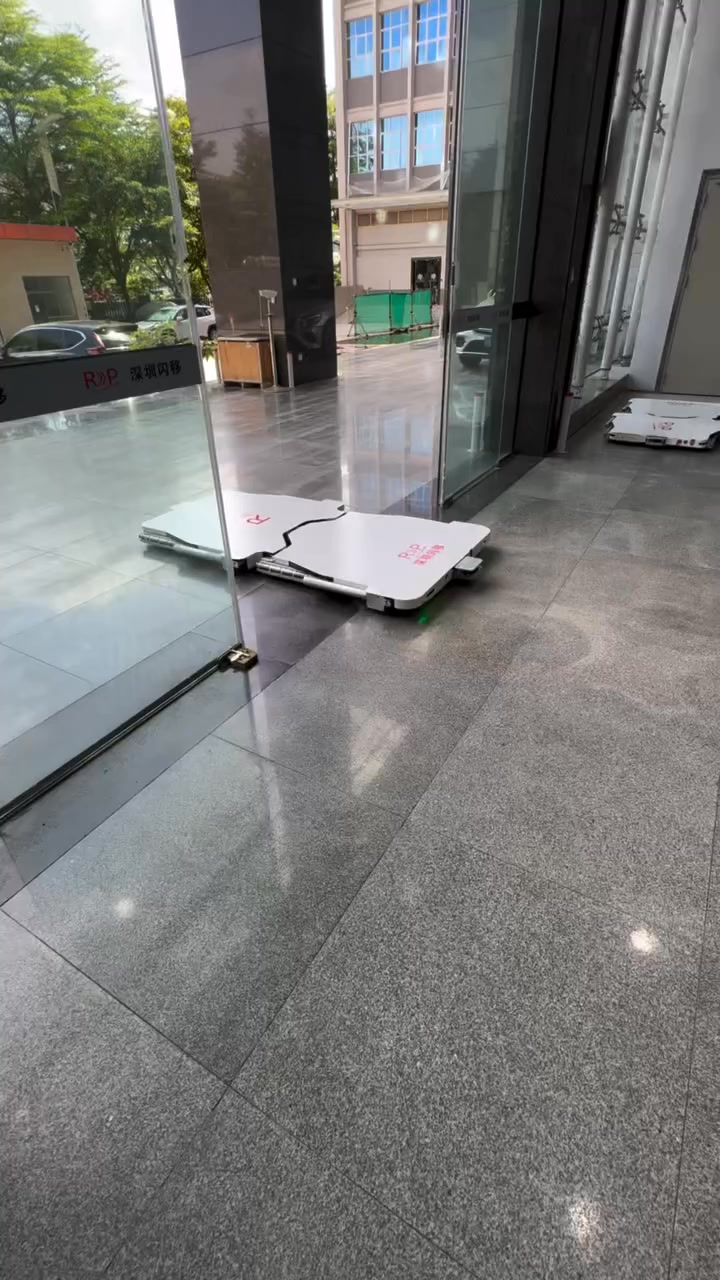 Motorized platform can lift up to 3000 kg weight and move very smoothly ...