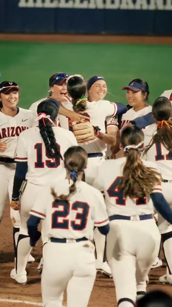 Definition of clutch 😤#NCAASoftball x 🎥 Arizona Softball | Dr Softball ...