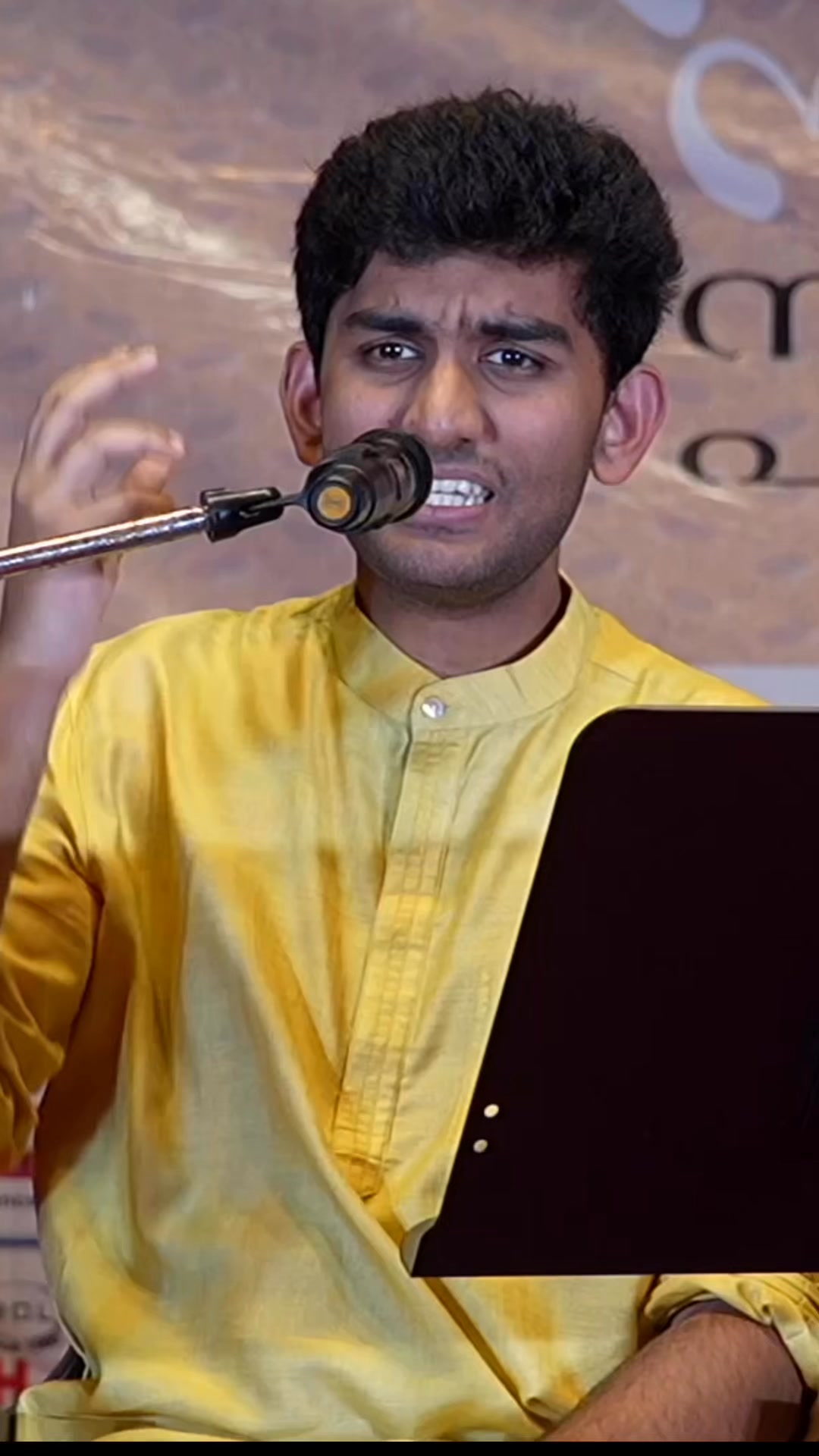 Manju Bhashini | മഞ്ജു... - Navaneeth Unnikrishnan - Singer | Facebook