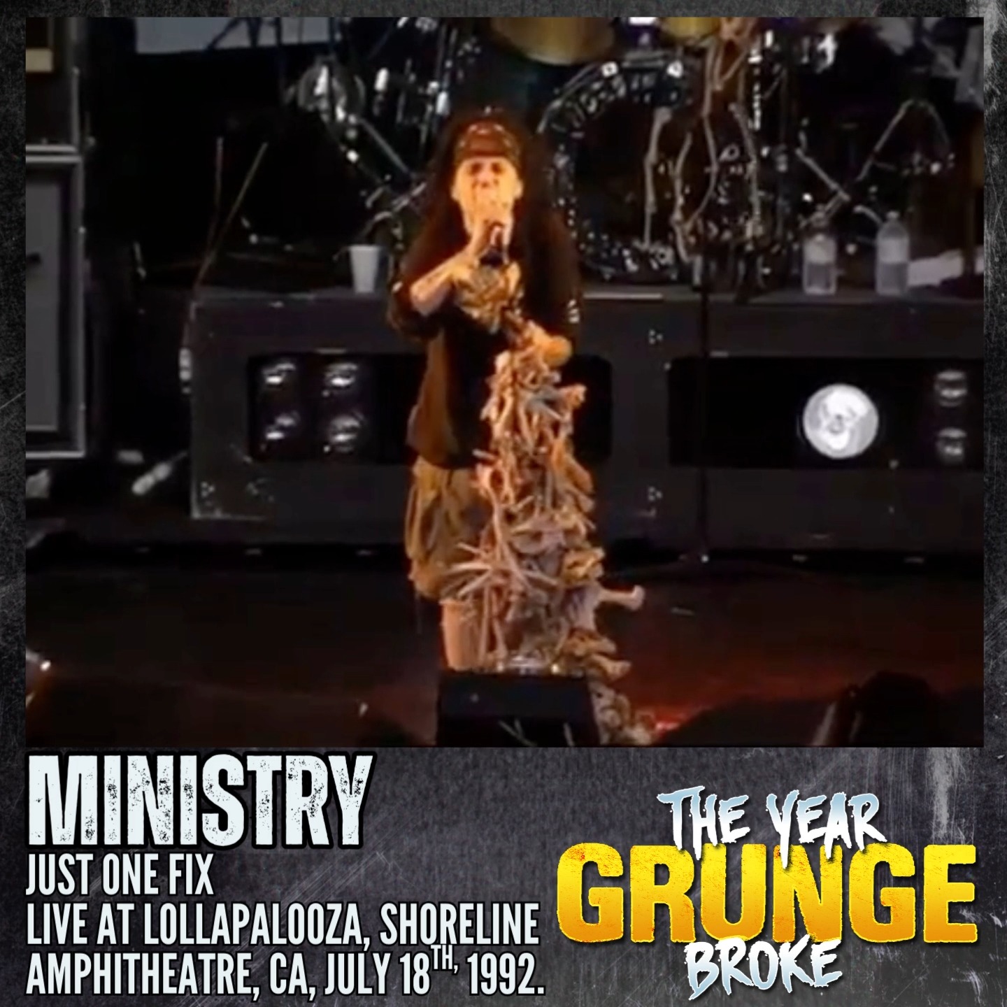 MINISTRY - Just One Fix - Live at Lollapalooza, Shoreline 