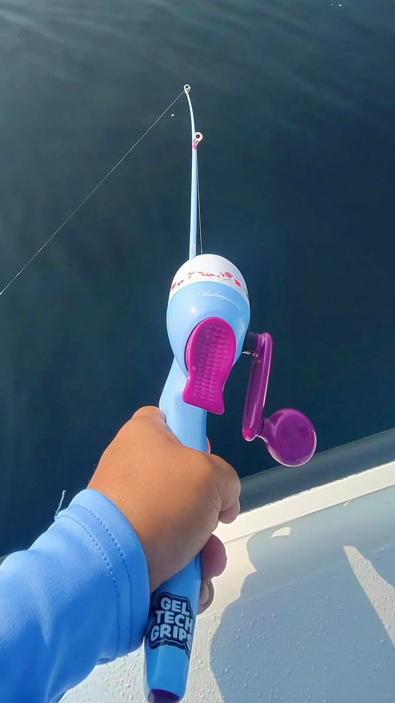 elsa and anna fishing pole Shakespeare Disney Frozen II Beginner Kit If your kids are obsessed with belting out Let it go or Into the Unknown at all hours of the day Shakespeare Disney Frozen II Advanced