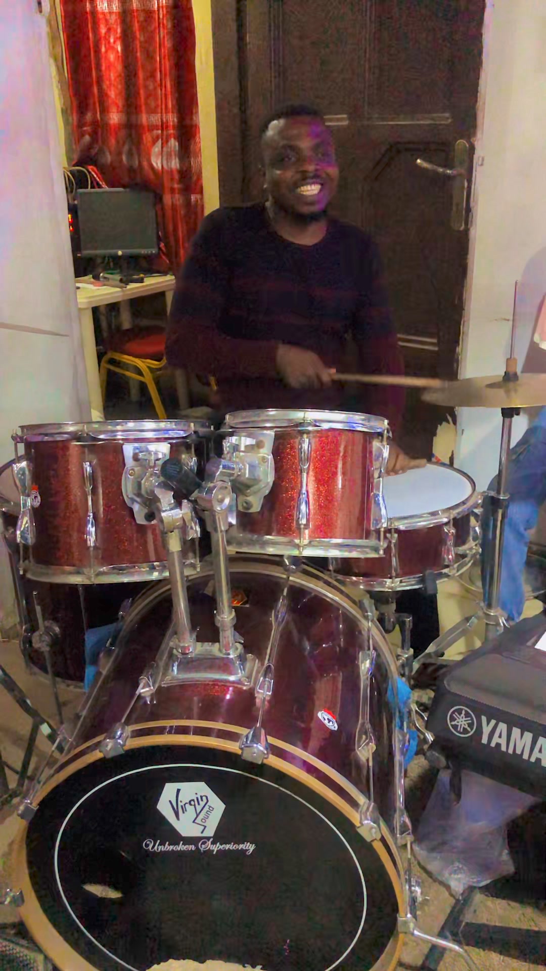 Somebody That I Used To Know - Reggae cover with Dub Drums!