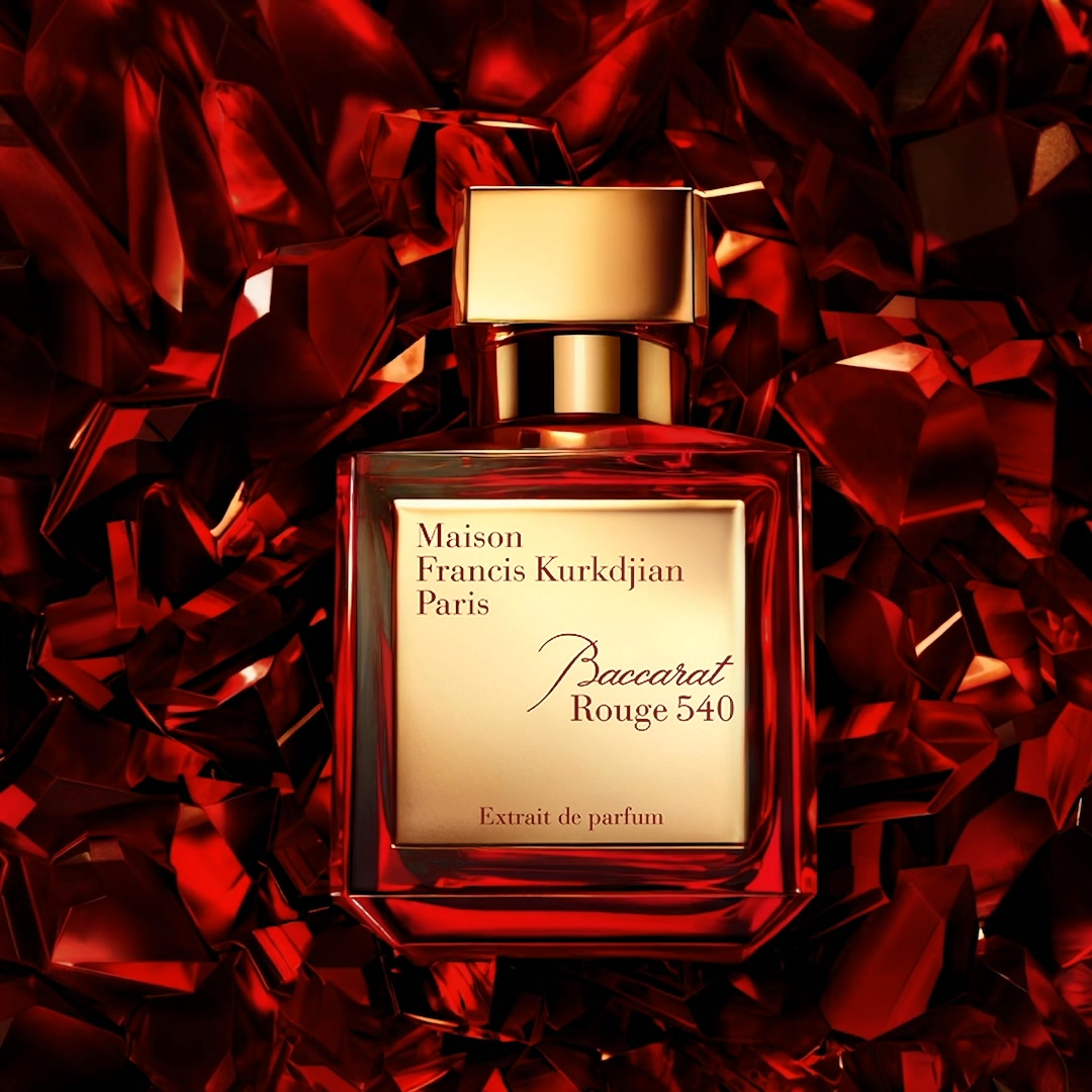 Discover Baccarat Rouge 540 extrait de parfum, an inimitable