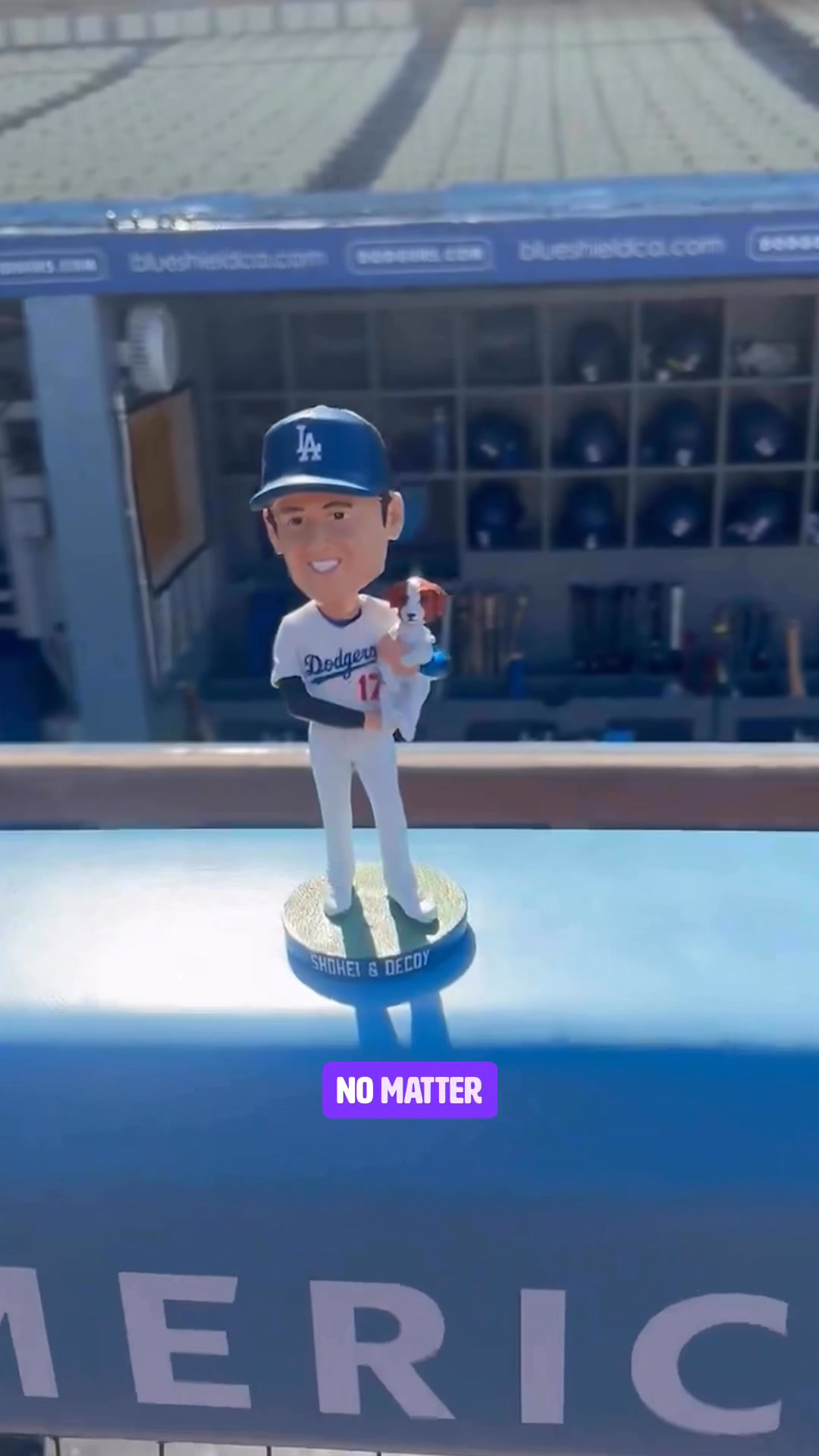 記念グッズ Mr. Seeds Sunflower Tossing Bobblehead 🌻 Teoscar Hernández “Mr. Seeds” Bobblehead!!! 🌻 The Dodgers