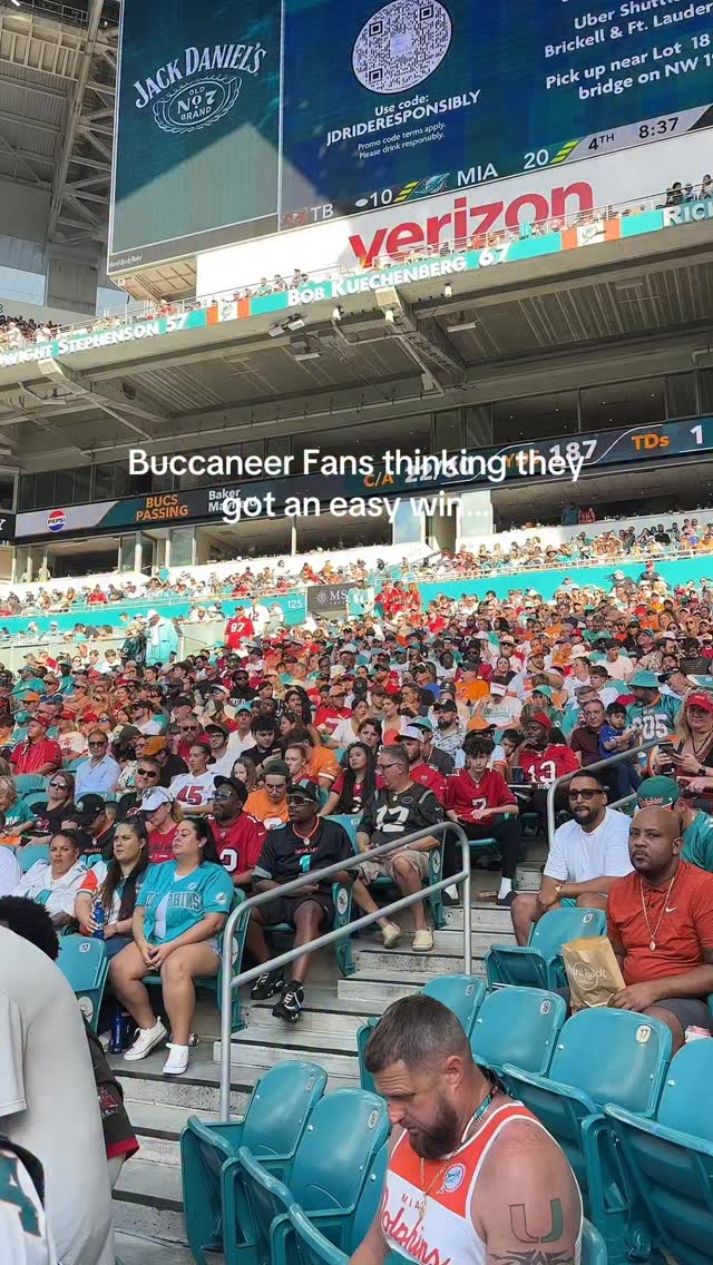 Miami Dolphins give the Tampa Bay Buccaneers a huge Loss to win the ...