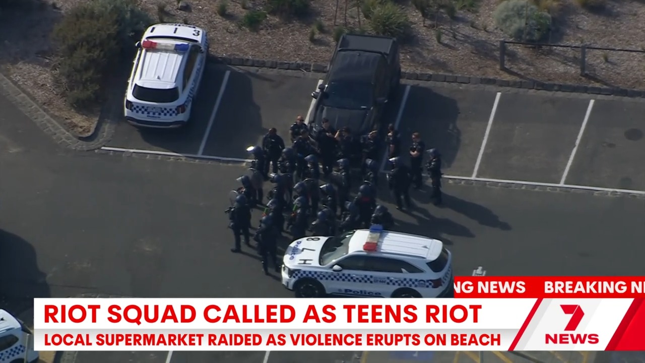 BREAKING: There is a significant police presence in Mordialloc, the ...