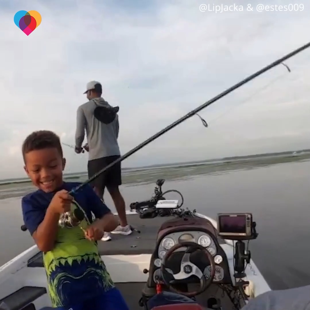 child's fishing rod and reel 1.25m 2017 best bass baitcasting bad-ass-bearings spooled with 6lb line Model:CELSWG5000-XH
