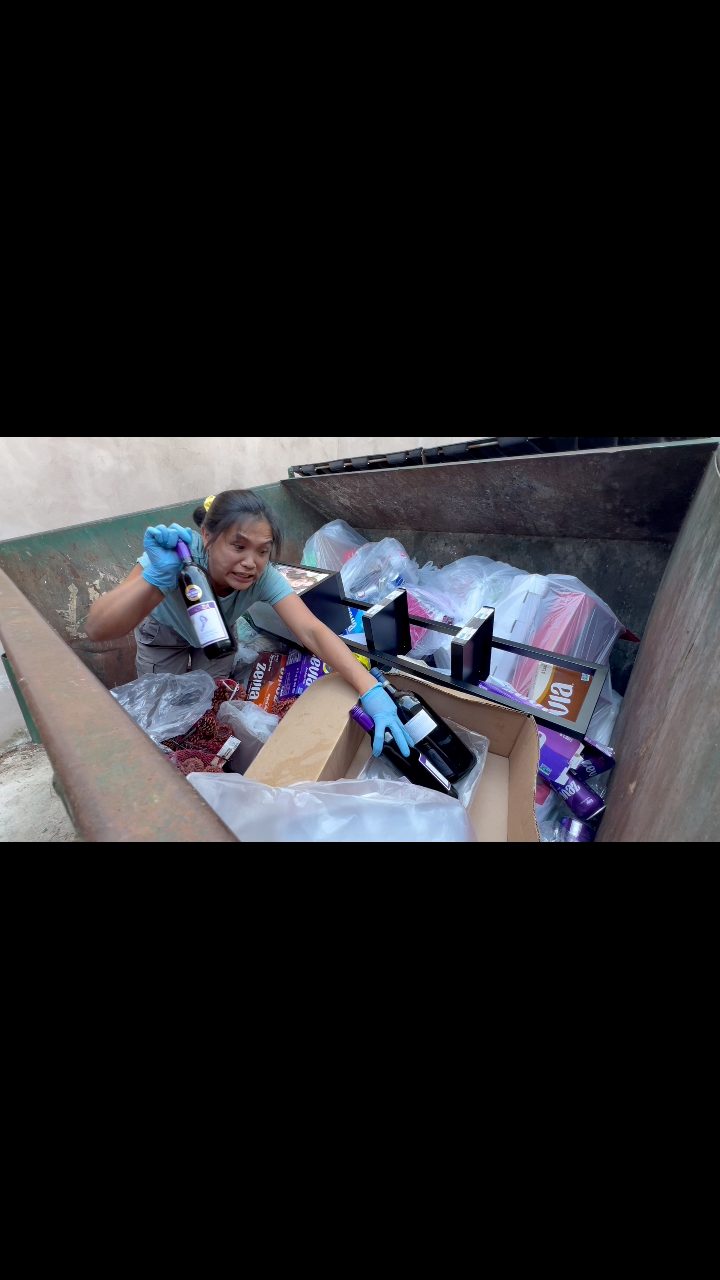 Mega jackpot ang basurera Inday roning dumpster diving | Inday roning ...